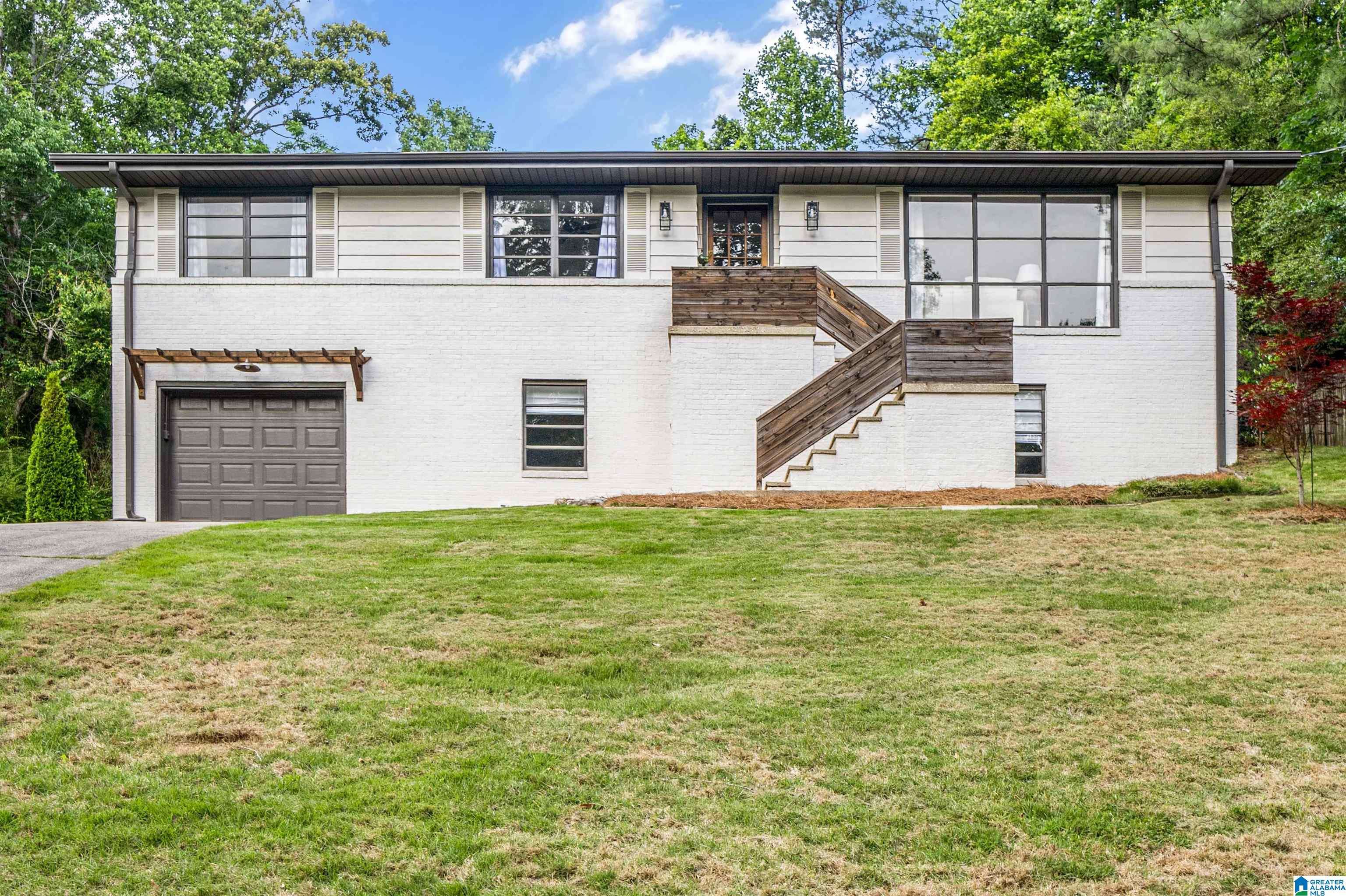 Vestavia Hills, AL 35243,3348 VALLEY PARK DRIVE