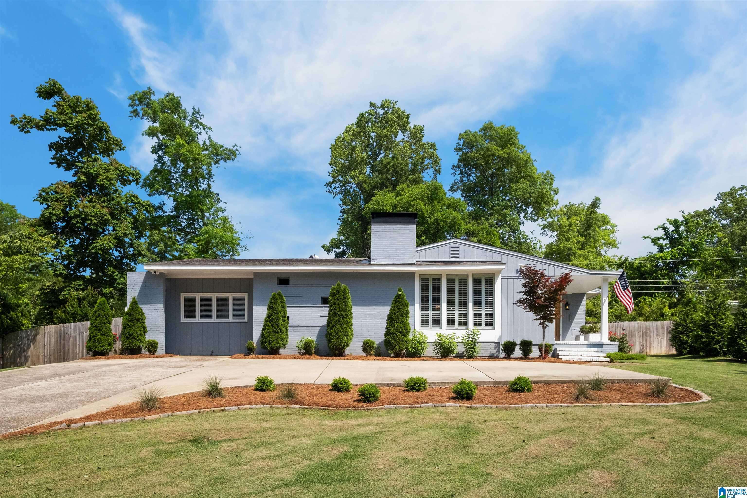 Vestavia Hills, AL 35216,2220 GREAT ROCK ROAD