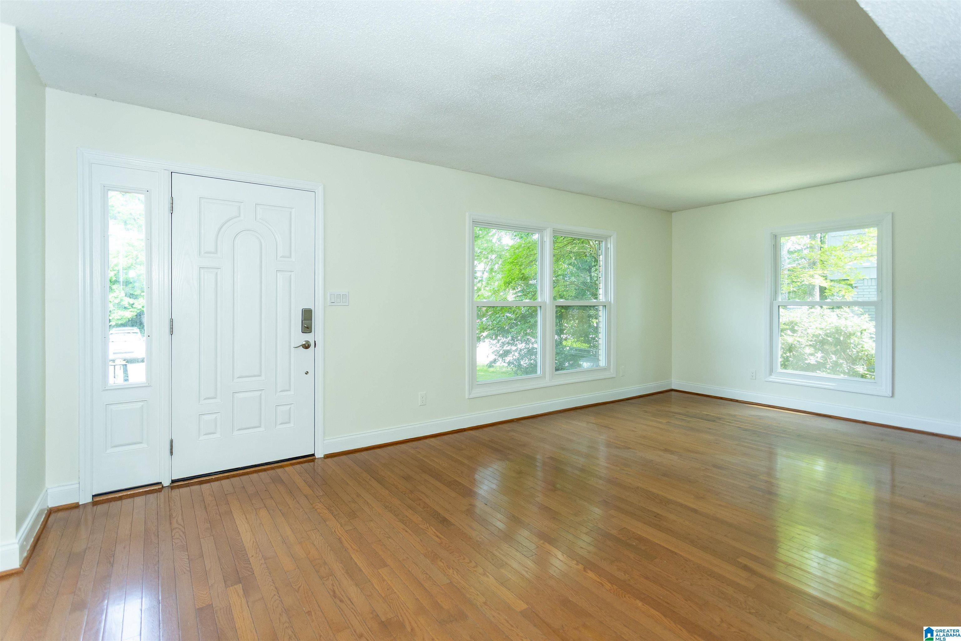 Vestavia Hills, AL 35243,3208 OVERTON MANOR DRIVE