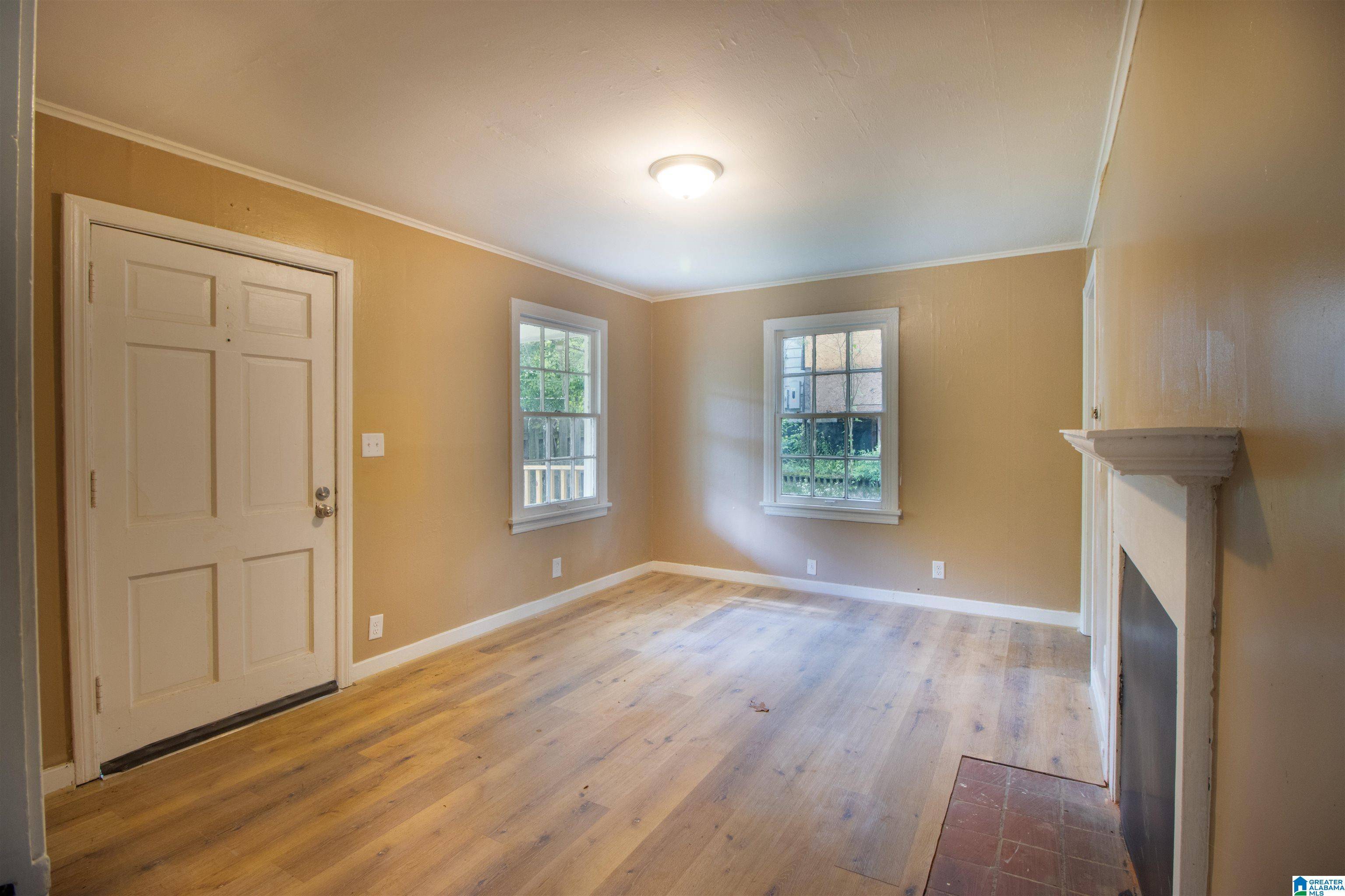 Anniston, AL 36201,116 MCARTHUR DRIVE