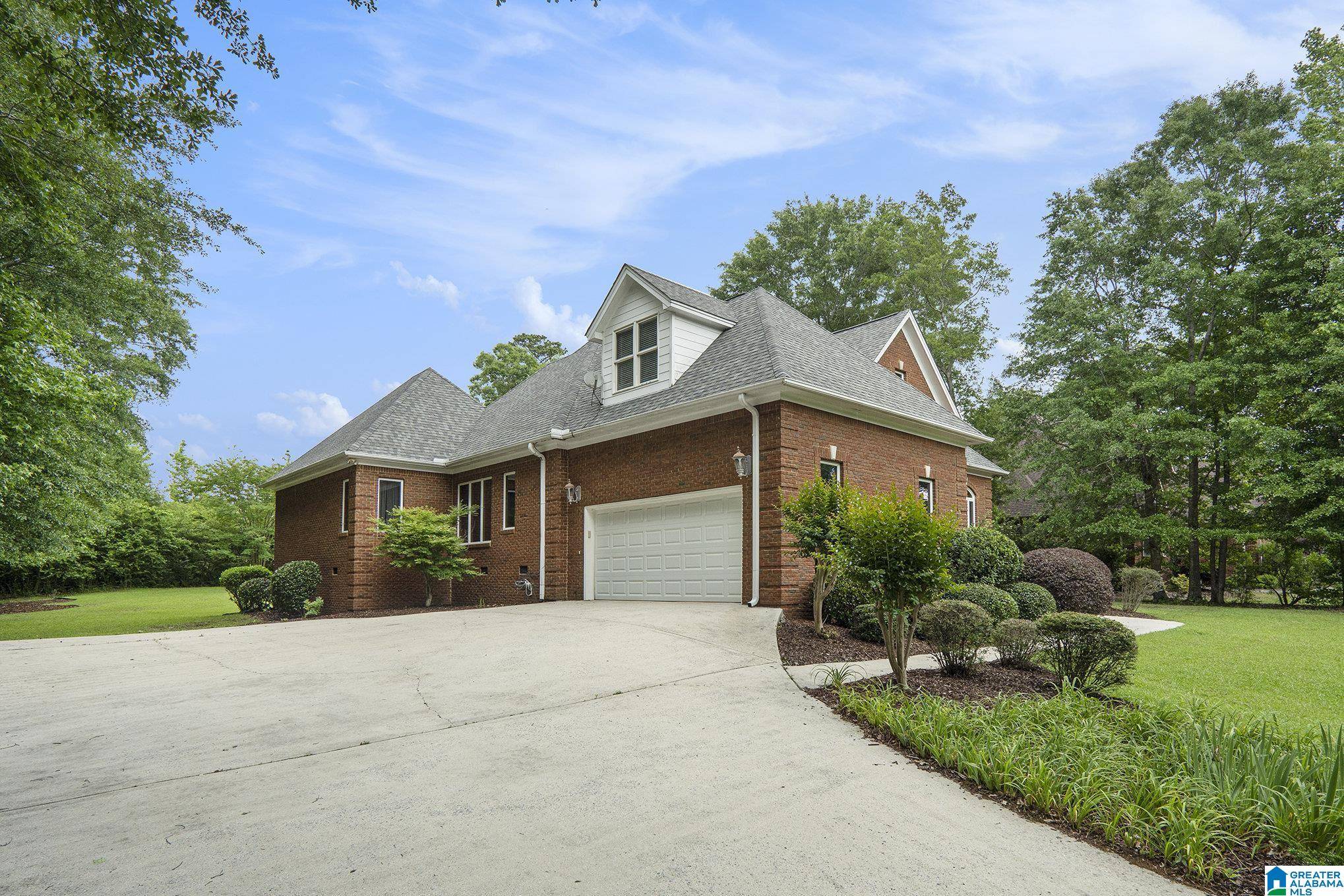Clanton, AL 35045,113 FAWN DRIVE