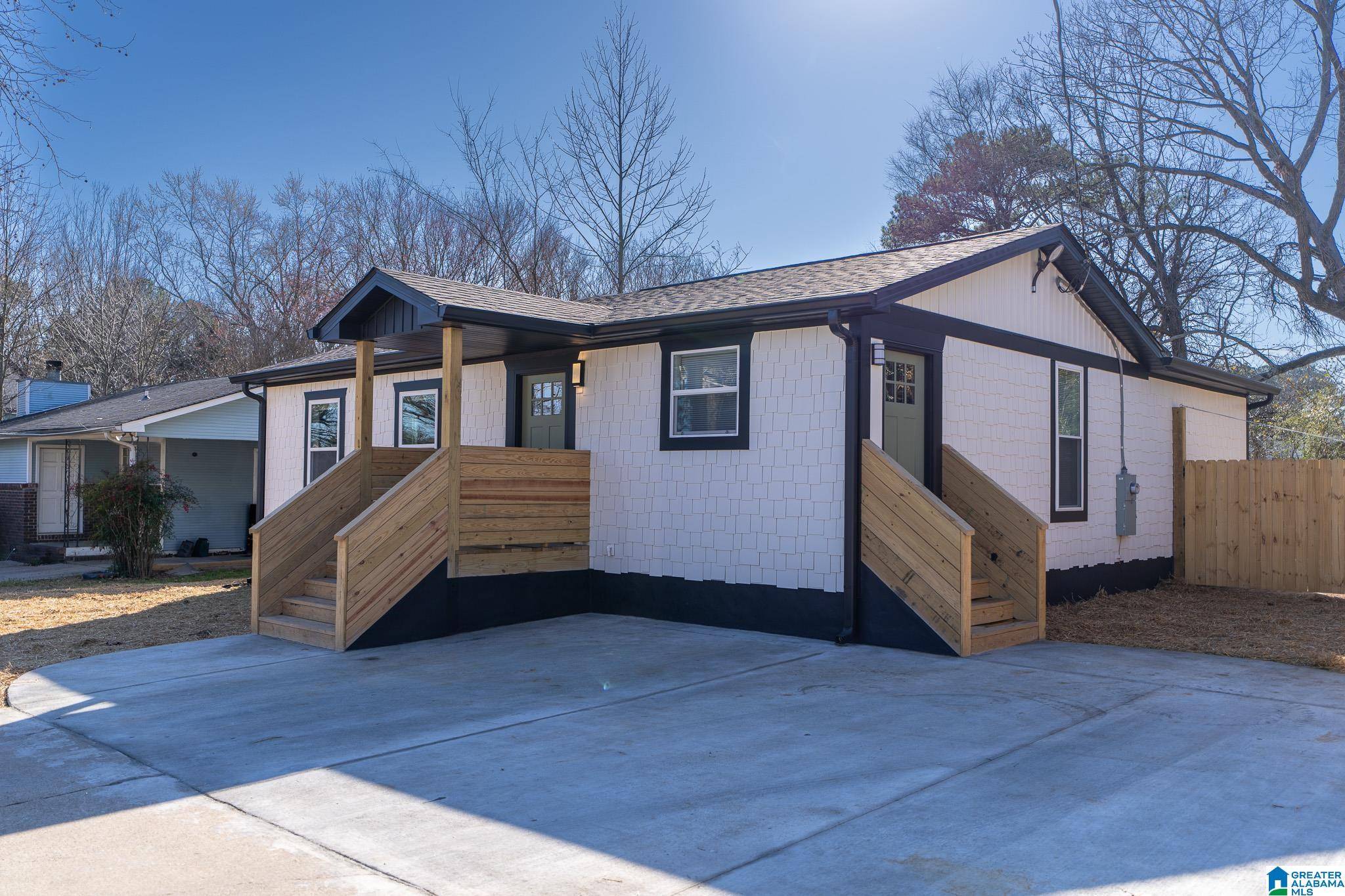 Birmingham, AL 35215,1228 OAKWOOD STREET
