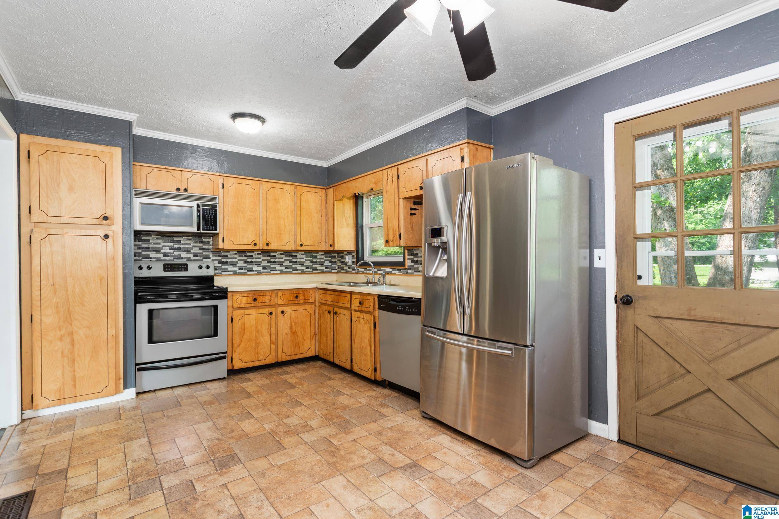 Eastaboga, AL 36260,28 PIPER STREET