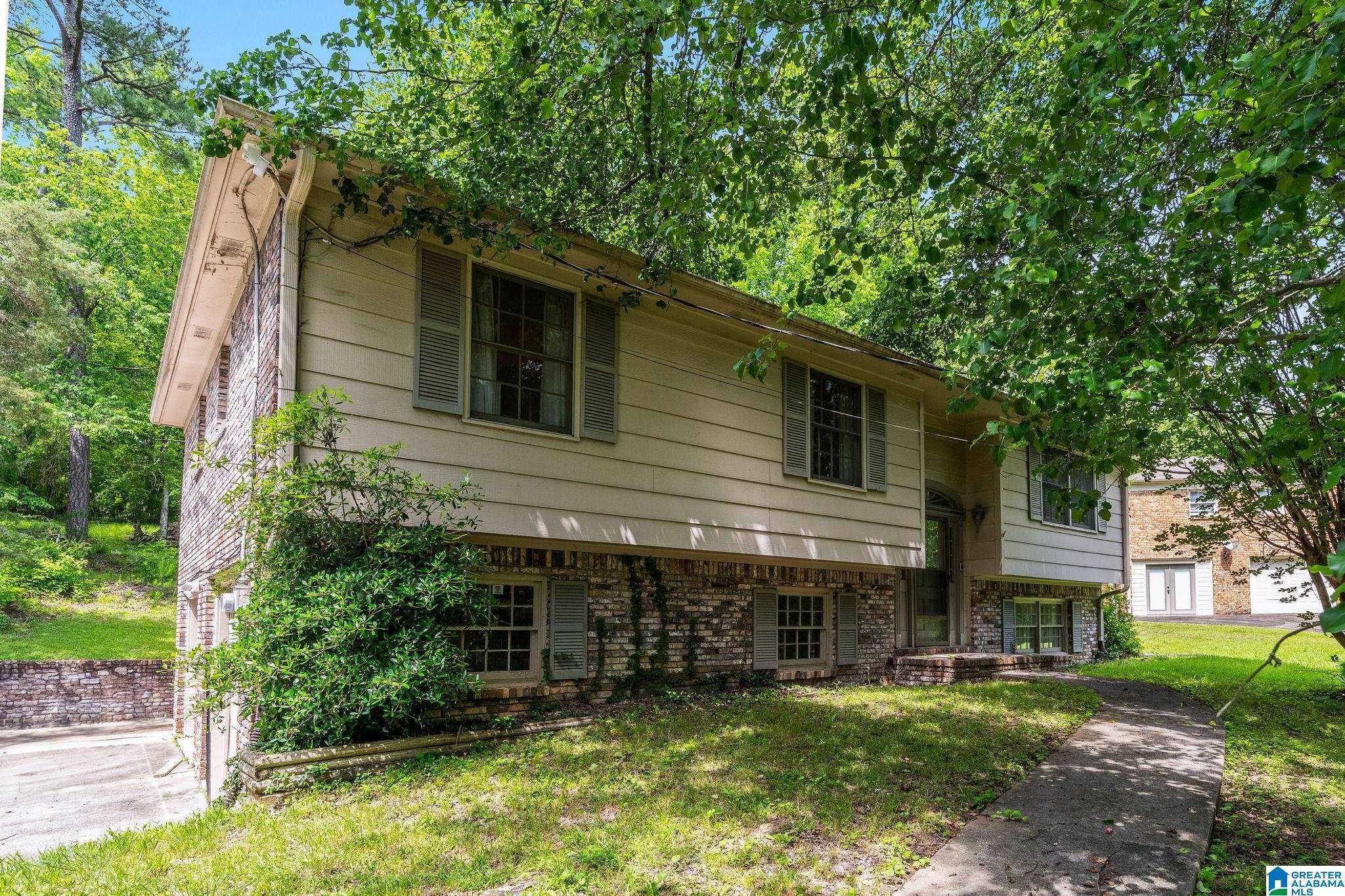 Hoover, AL 35216,2140 ROCKY RIDGE RANCH ROAD