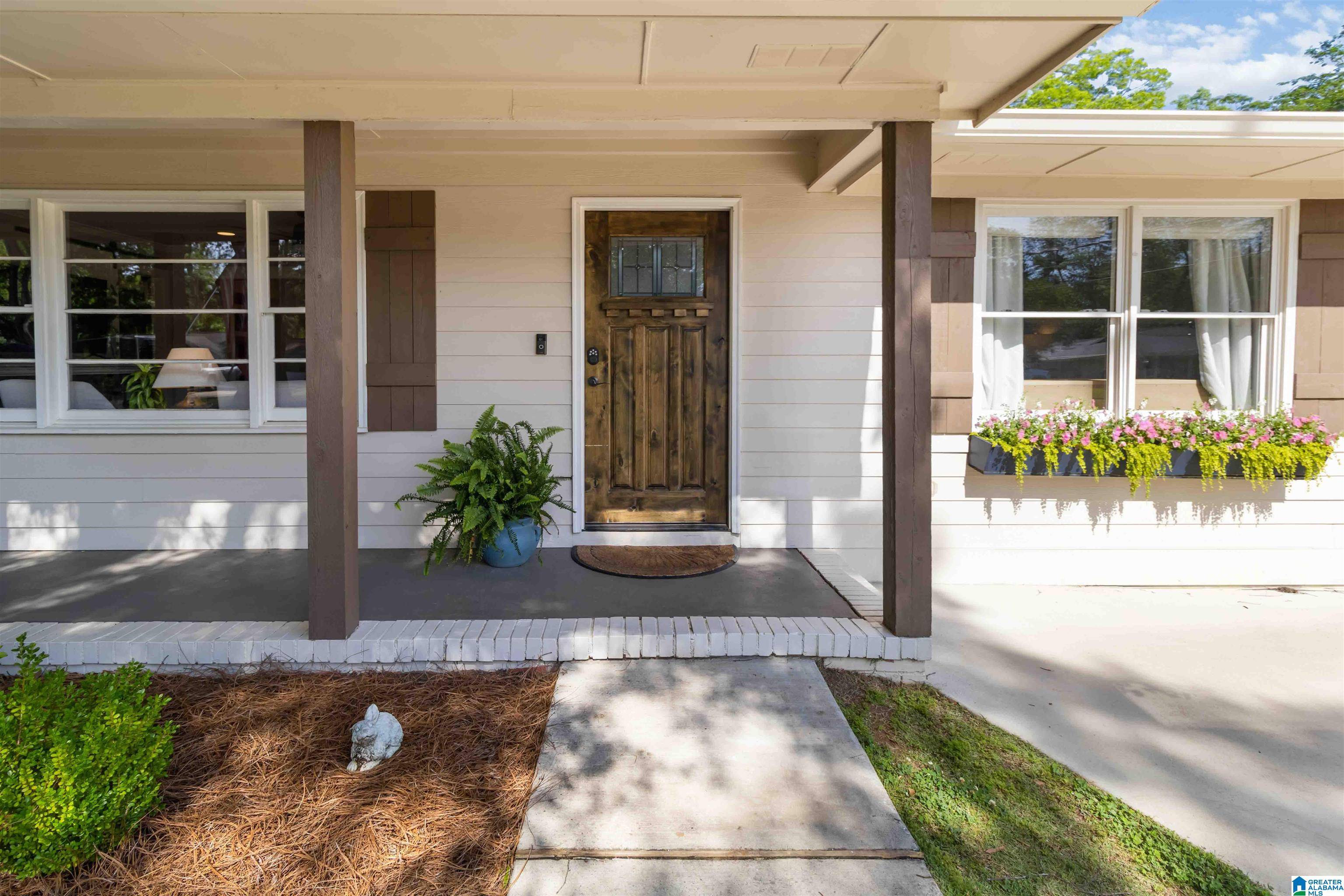 Vestavia Hills, AL 35243,3973 KYLE LANE
