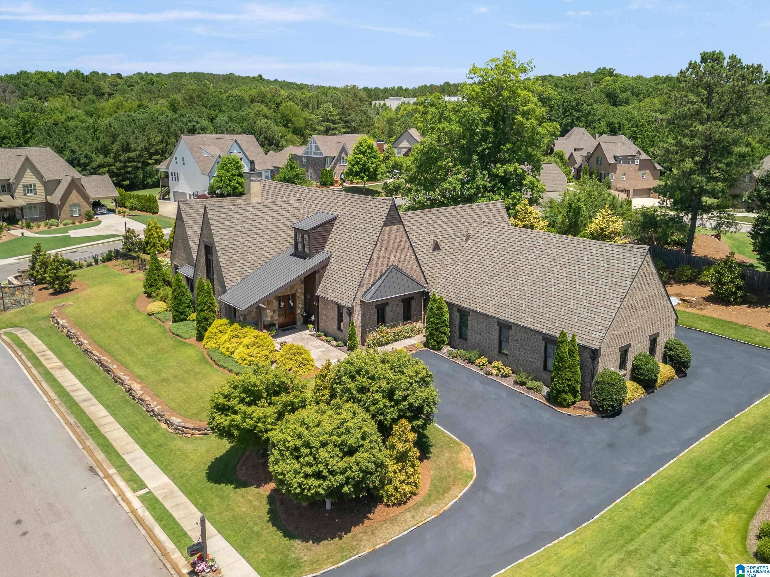 Trussville, AL 35173,5825 DEERFOOT COURT