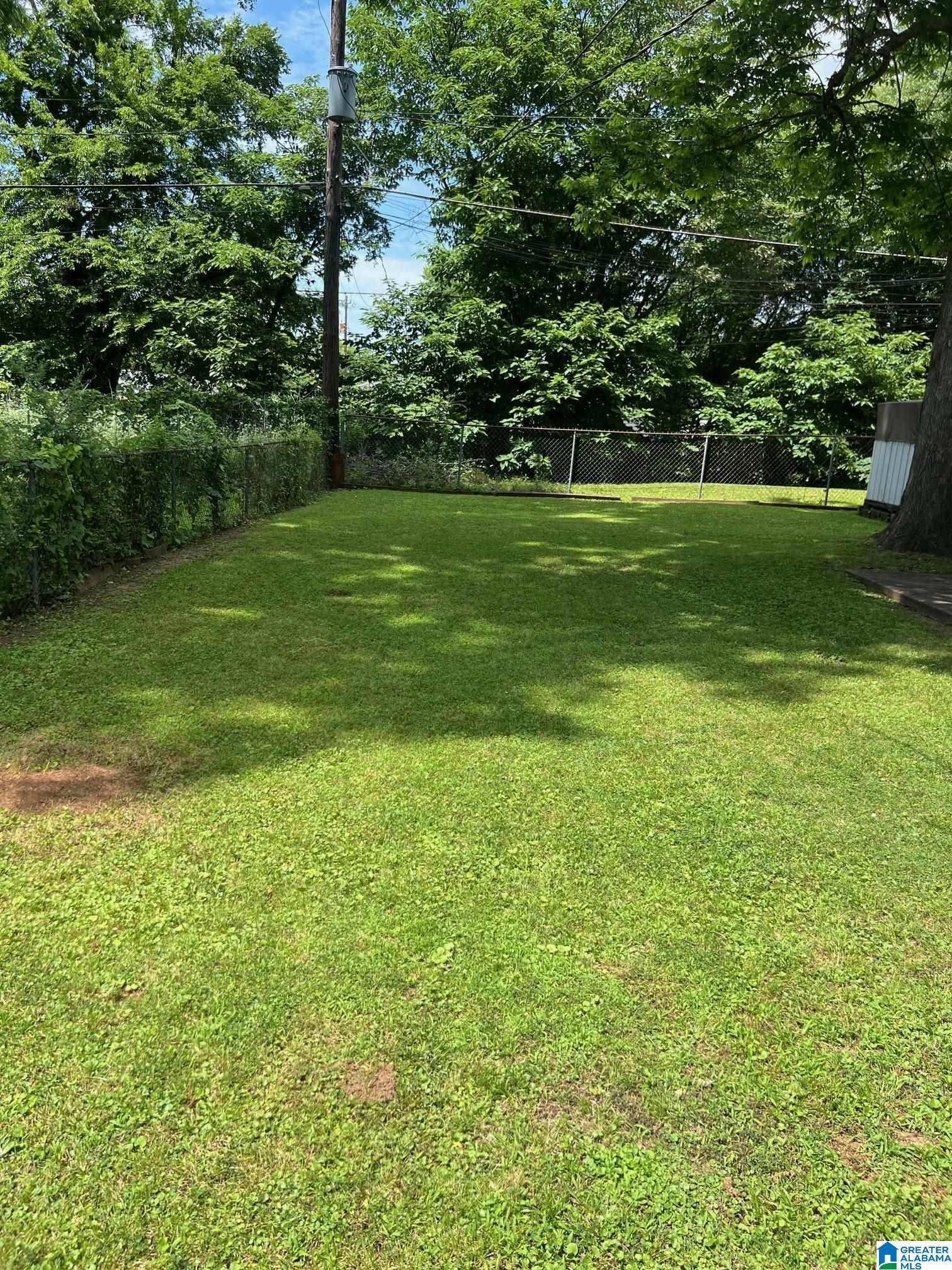 Birmingham, AL 35211,2412 LAWN AVENUE SW