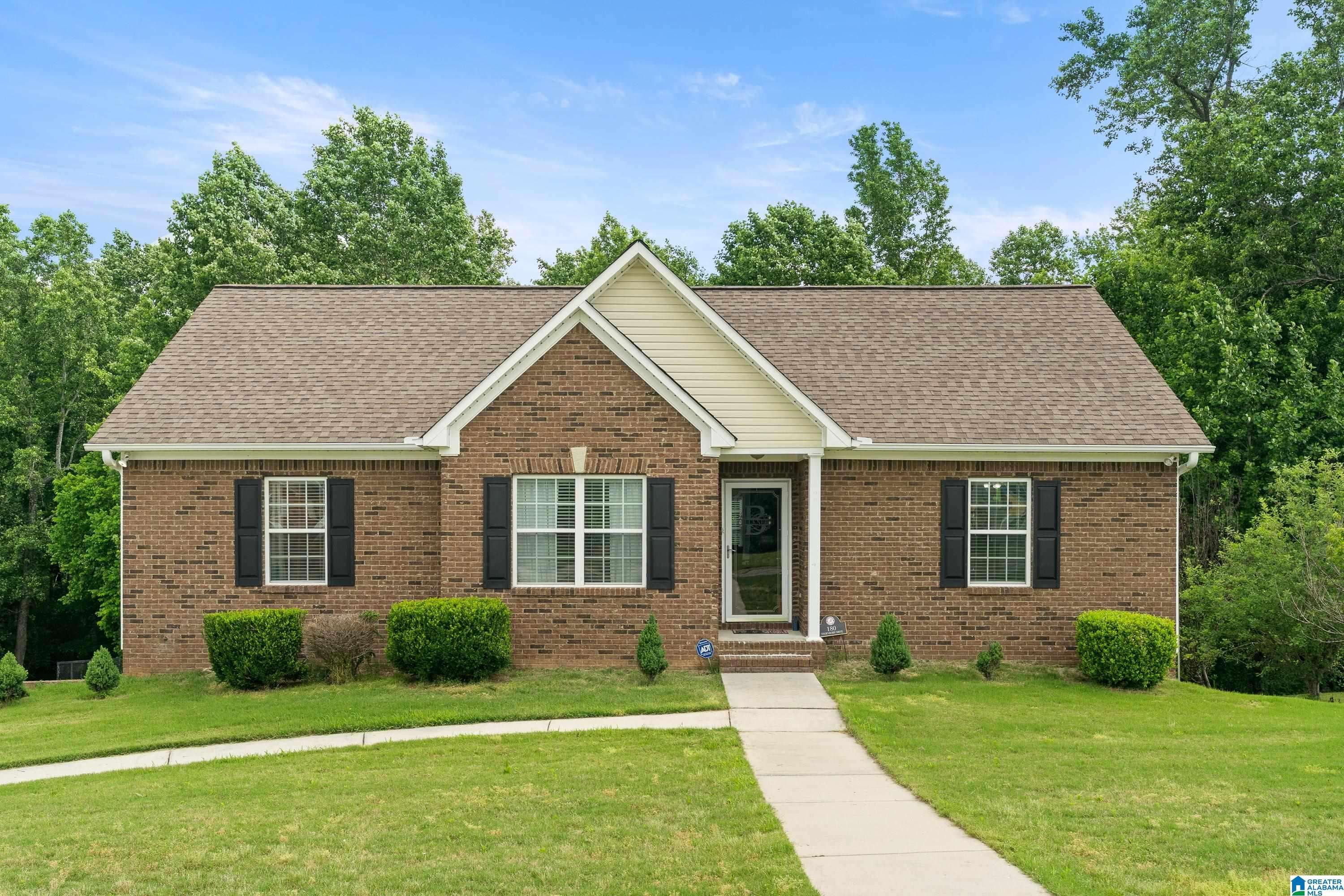 Hayden, AL 35079,180 THORNBERRY DRIVE