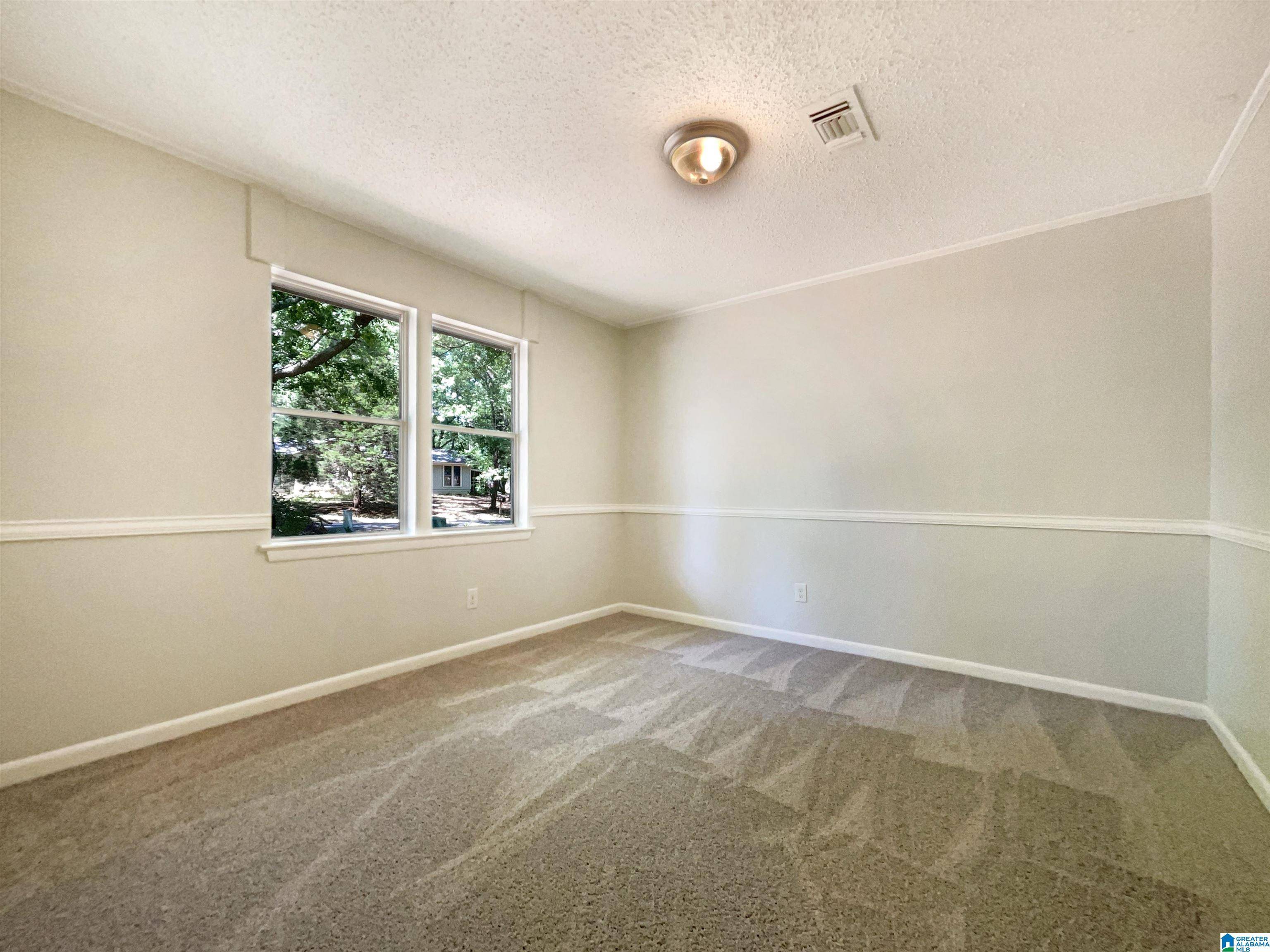 Adamsville, AL 35005,5024 OAK LEAF CIRCLE