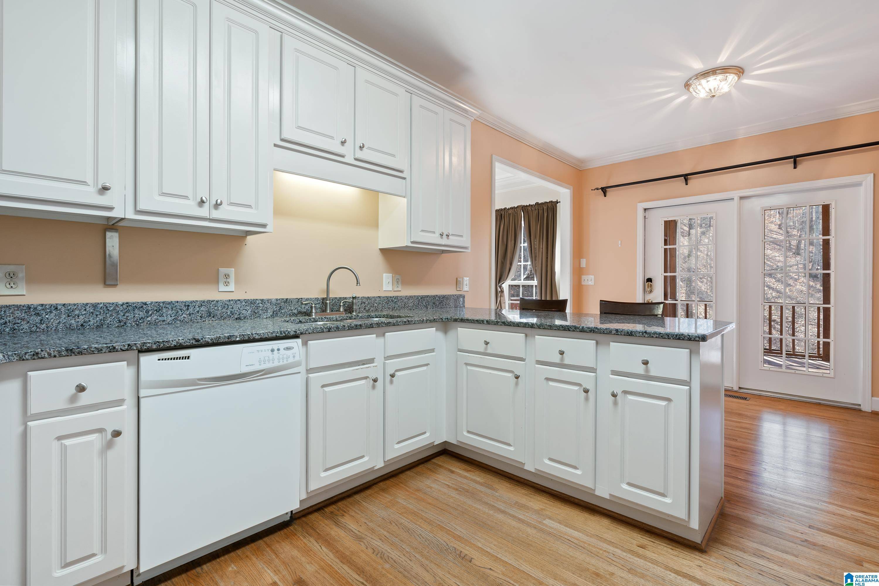 Pelham, AL 35124,172 SILVERLEAF DRIVE