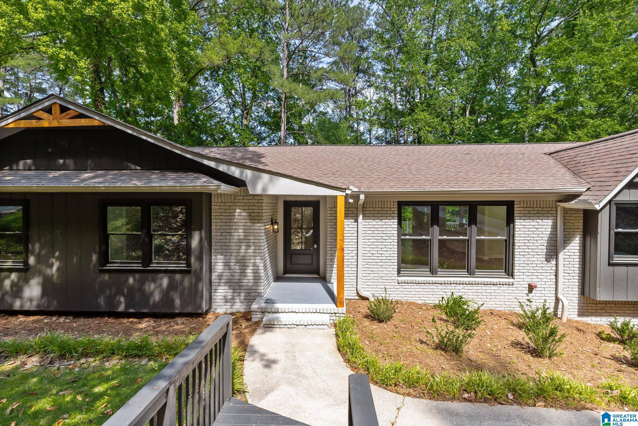 Hoover, AL 35226,1608 KESTWICK DRIVE