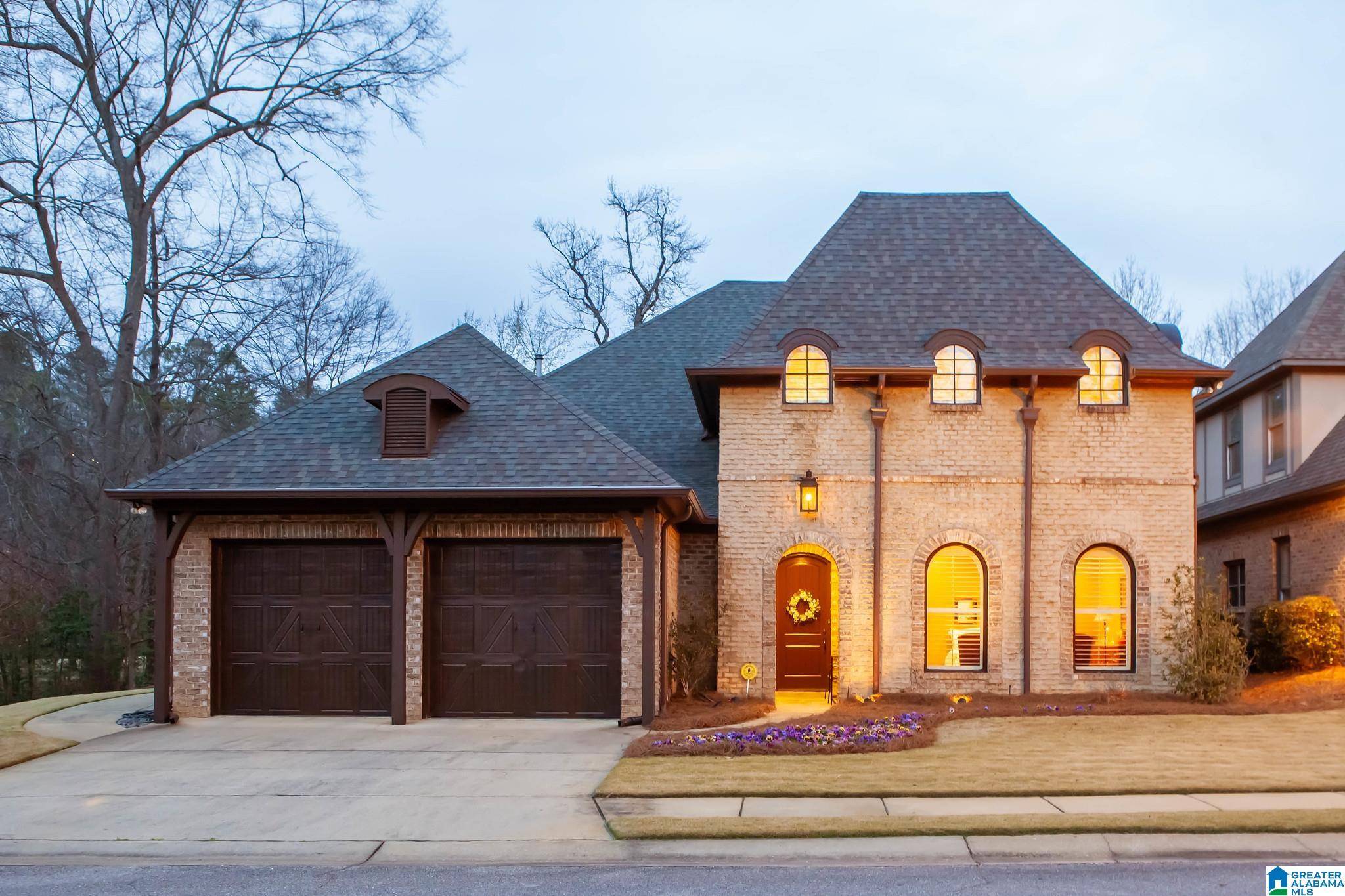 Vestavia Hills, AL 35243,1660 WARREN LANE