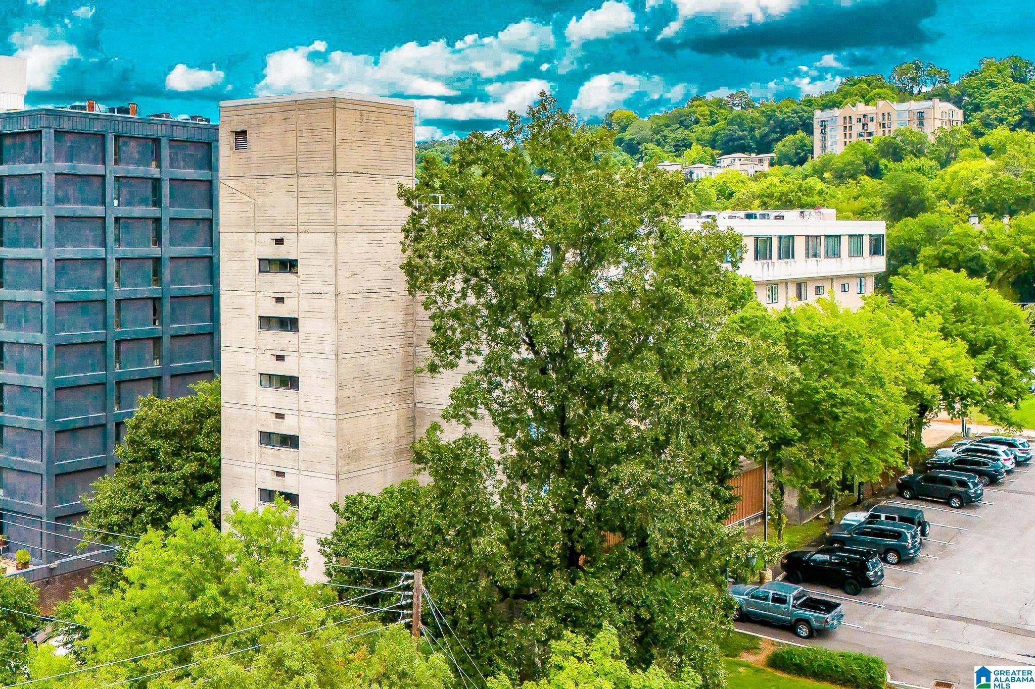 Birmingham, AL 35205,2625 HIGHLAND AVENUE S #406