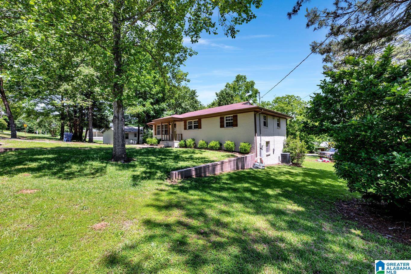 Oneonta, AL 35121,1115 PARK AVENUE