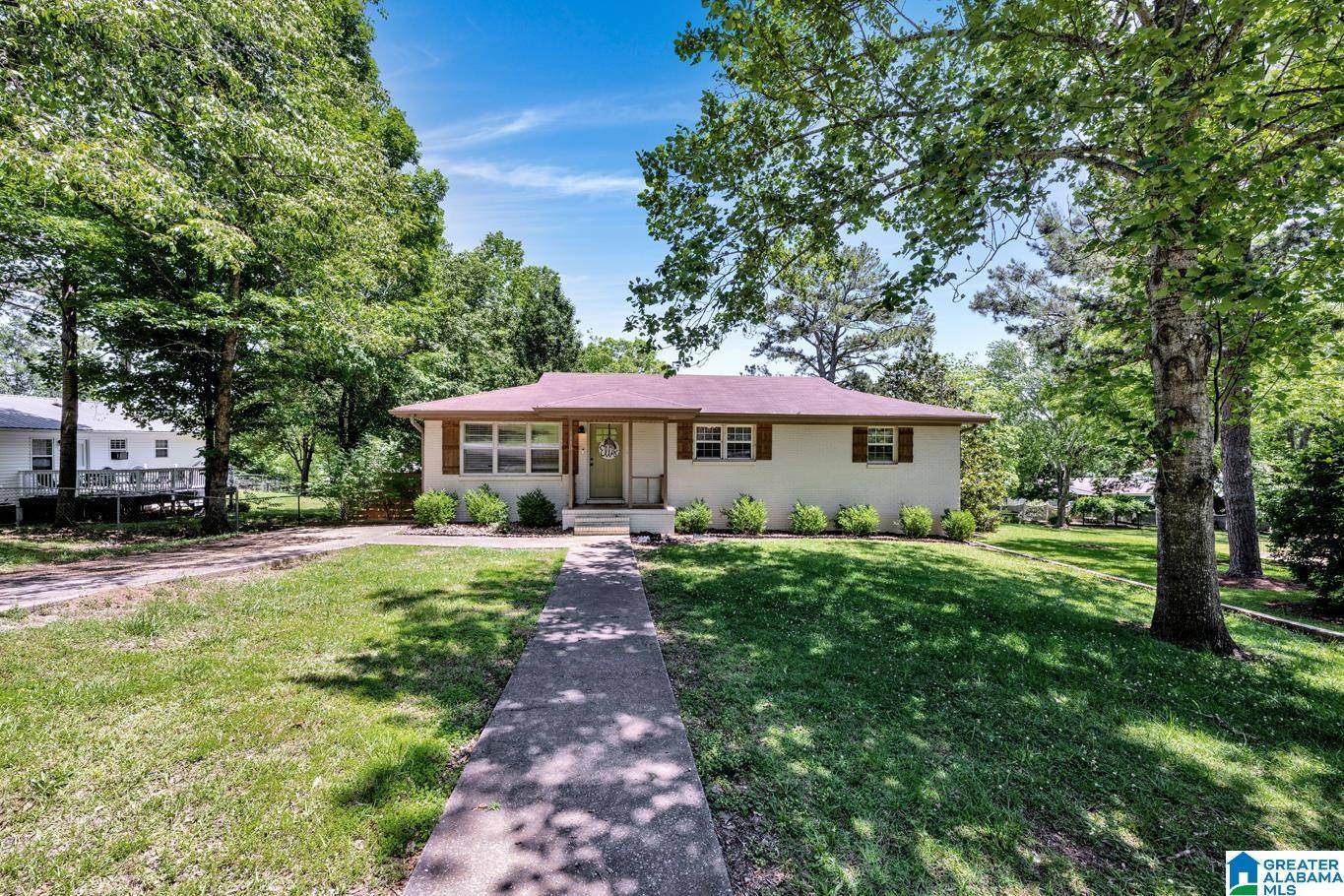 Oneonta, AL 35121,1115 PARK AVENUE