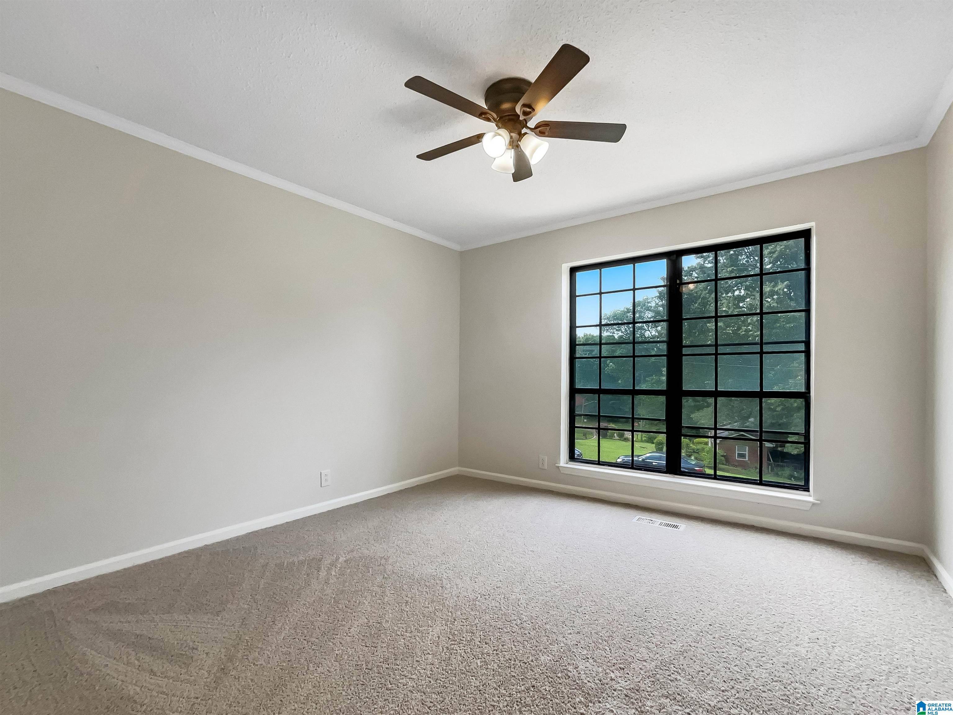 Birmingham, AL 35215,1012 CHRISTOPHER DRIVE