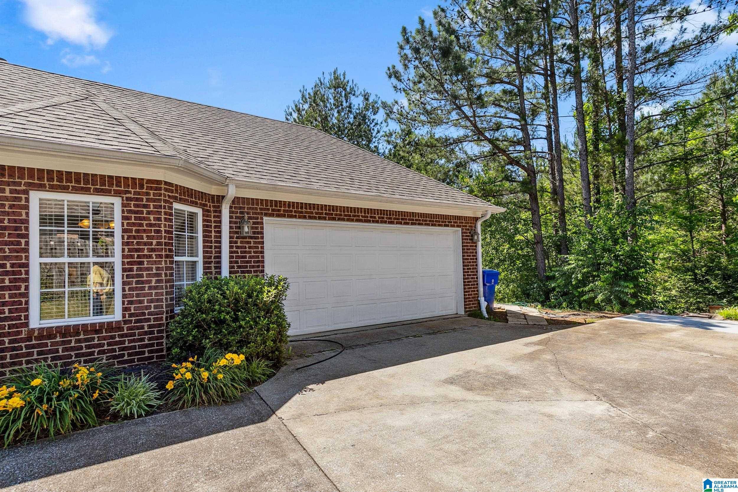 Chelsea, AL 35043,204 SCARLET COURT