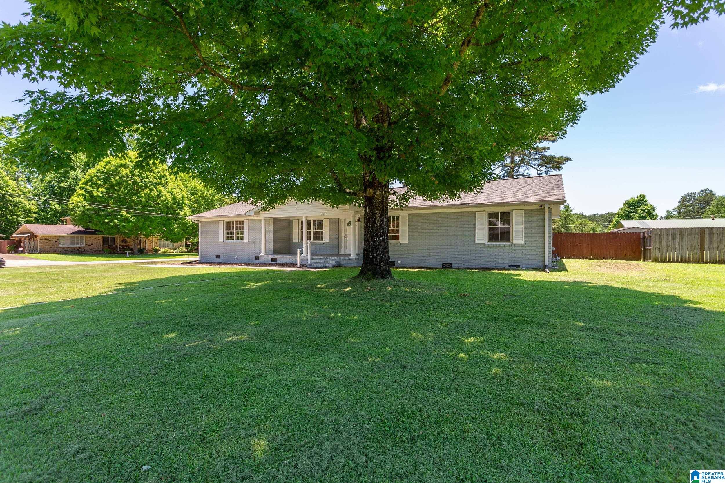 Anniston, AL 36207,1826 EDWARDIAN WAY