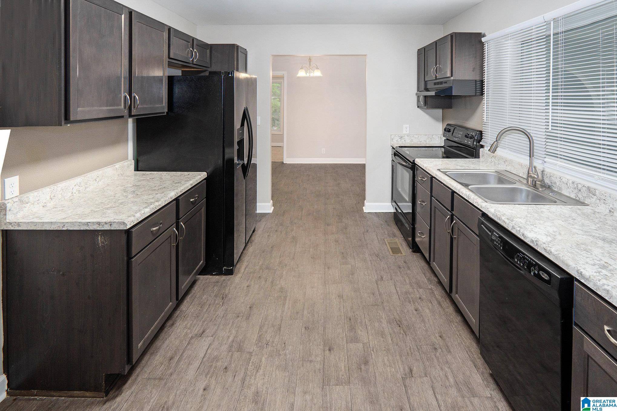 Gardendale, AL 35071,520 PARKS ROAD