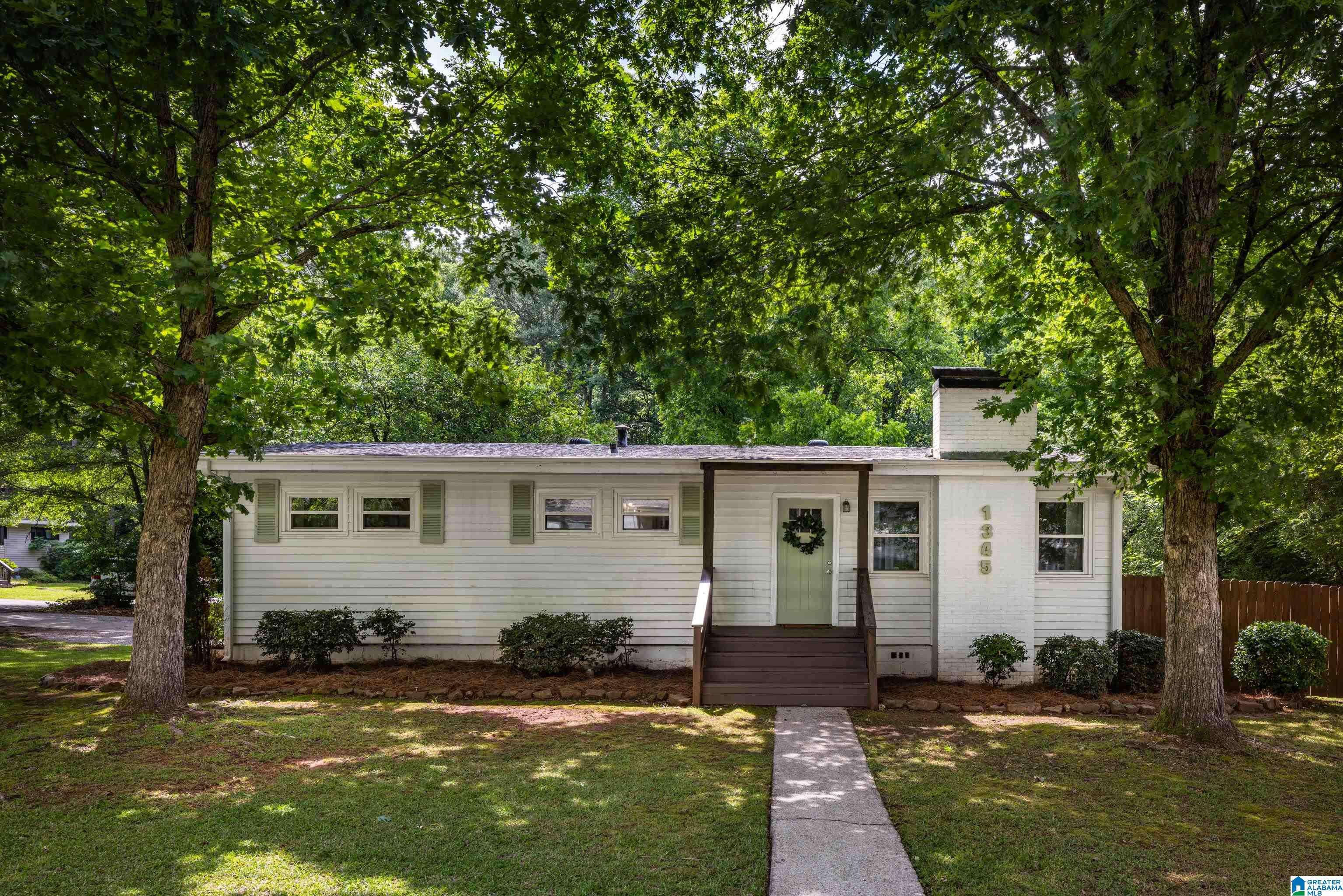 Birmingham, AL 35213,1345 CRESTHILL ROAD