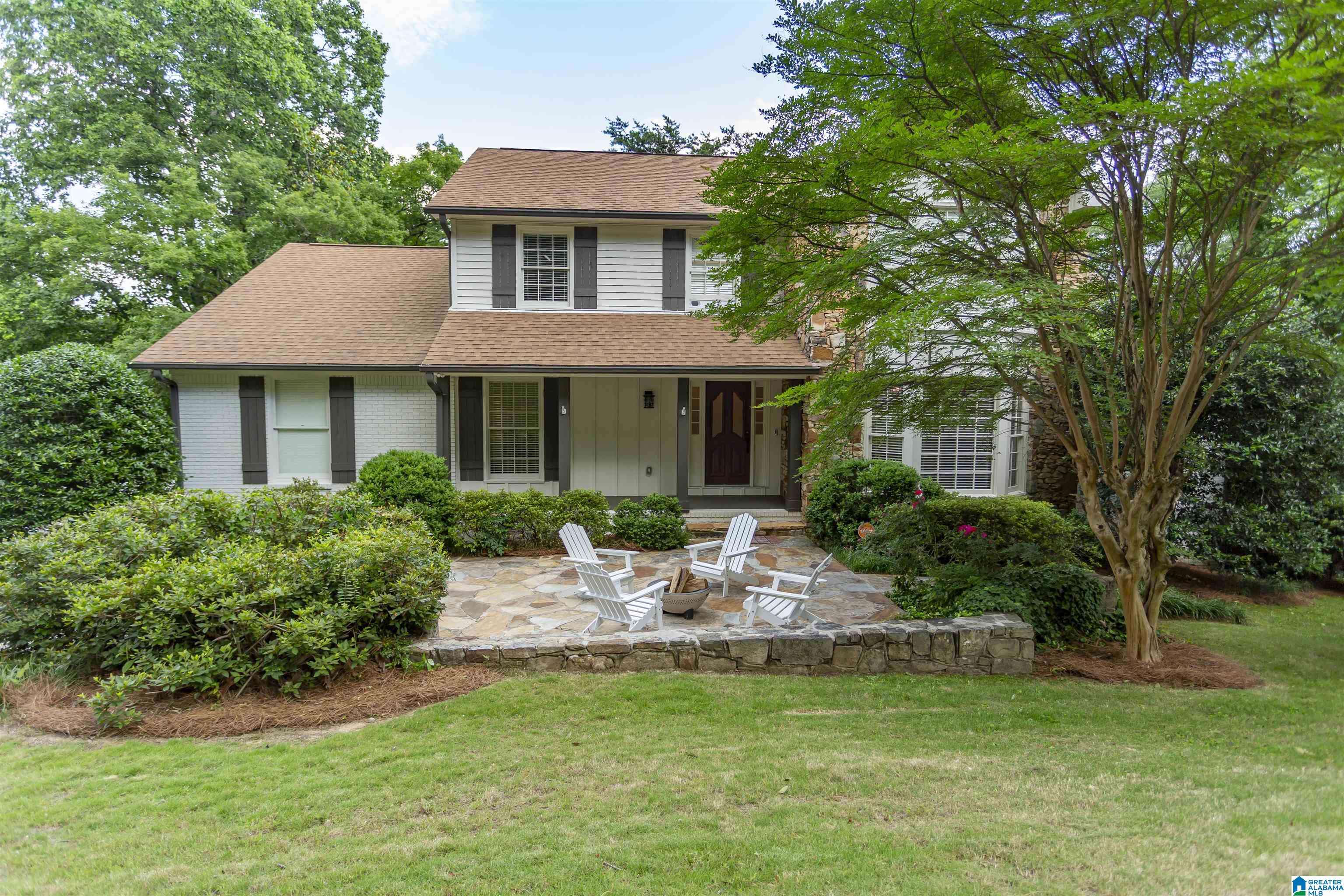 Vestavia Hills, AL 35216,325 VESCLUB DRIVE