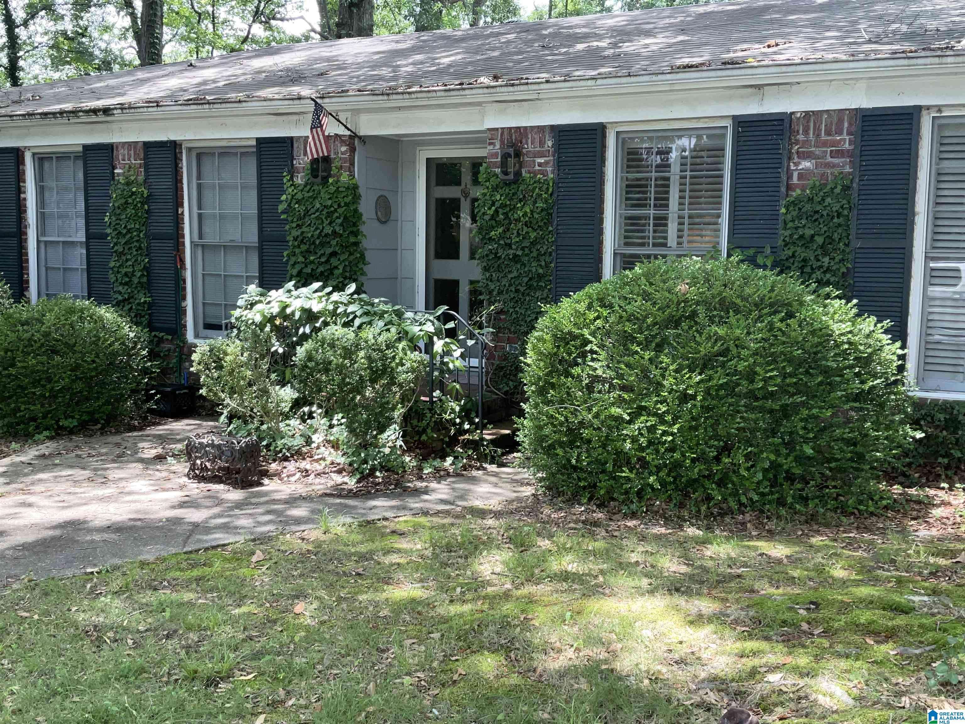 Birmingham, AL 35213,400 SHILOH CIRCLE