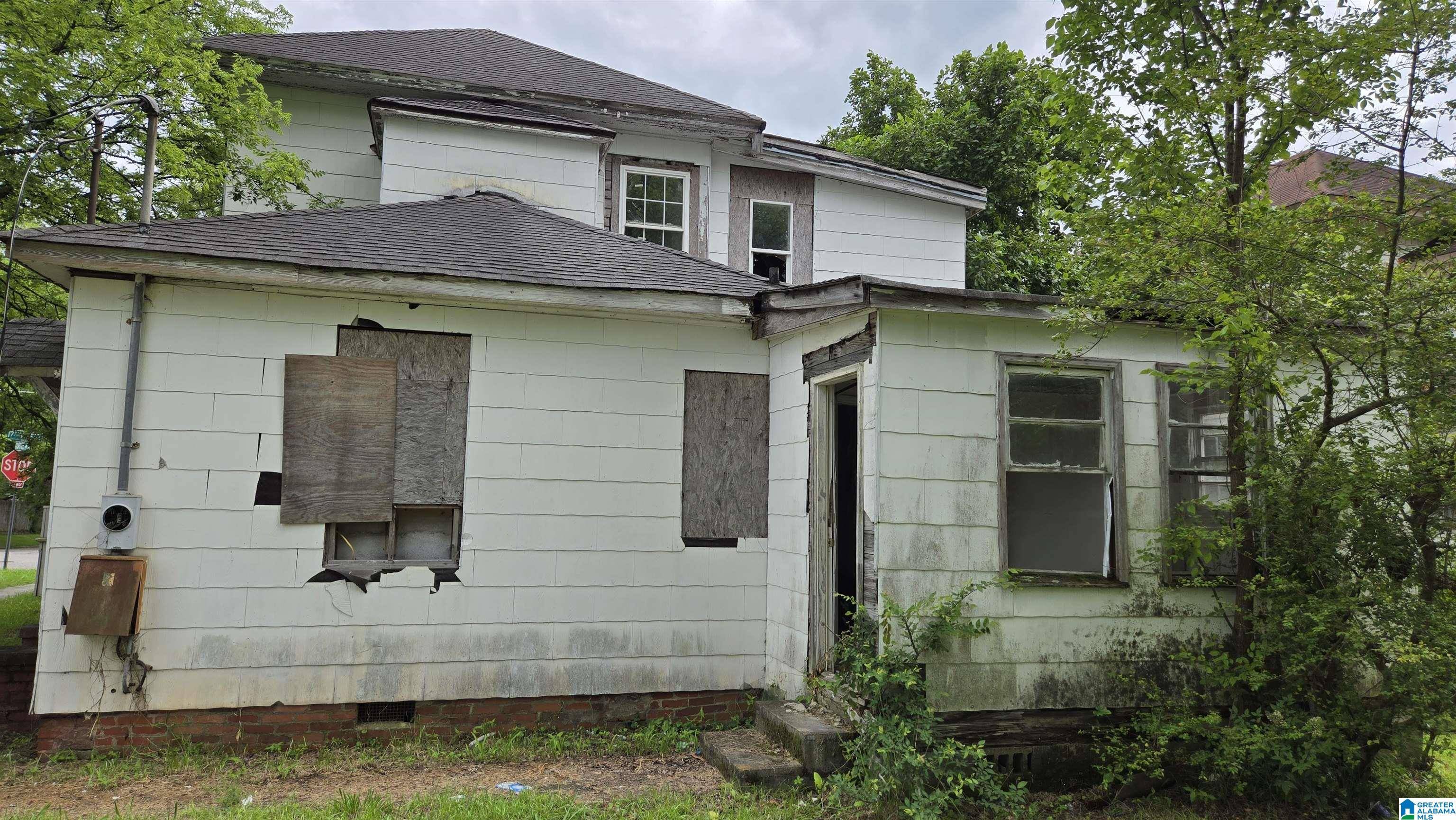 Anniston, AL 36201,101 W 17TH STREET