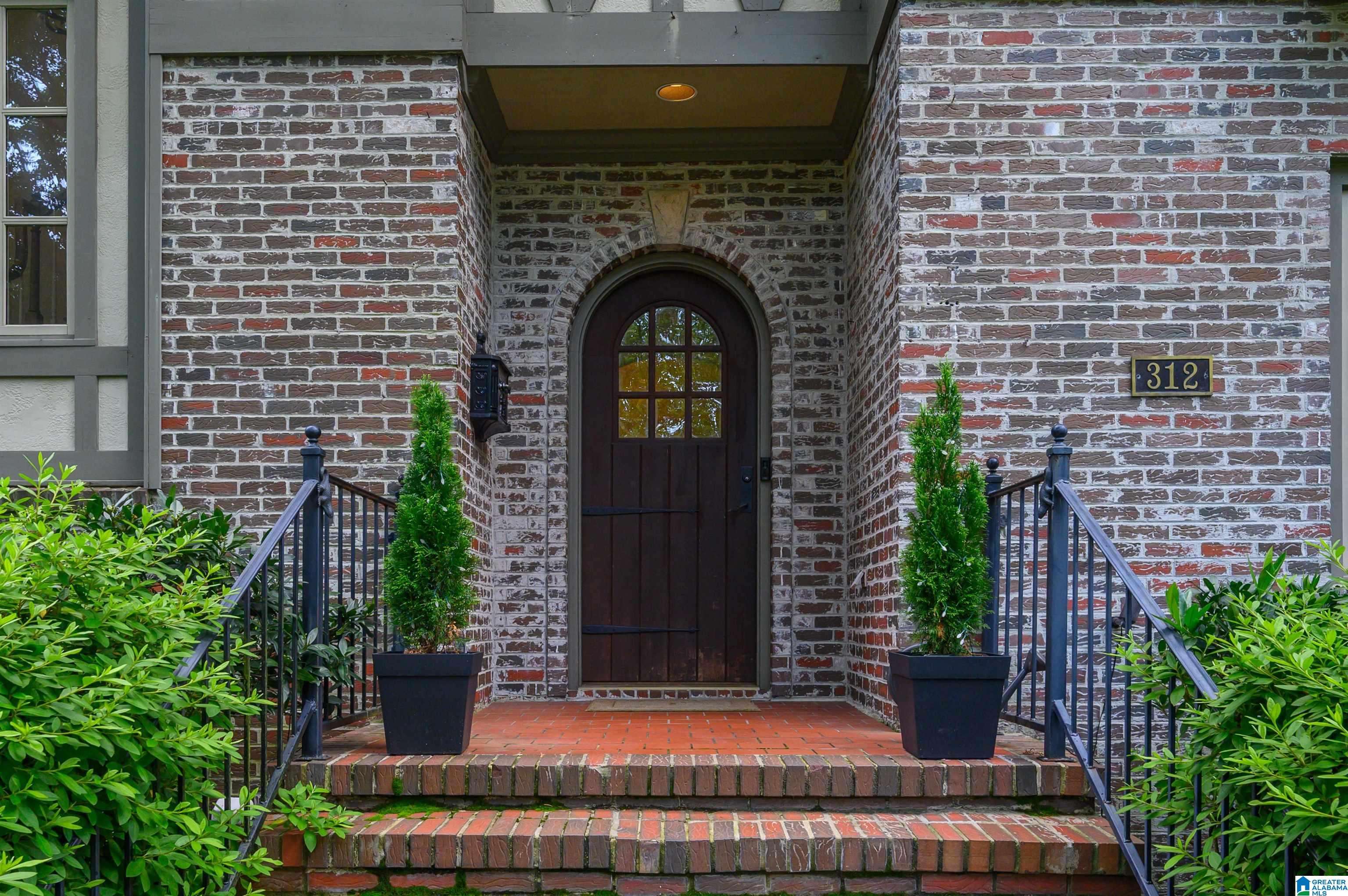 Homewood, AL 35209,312 LA PLAYA PLACE