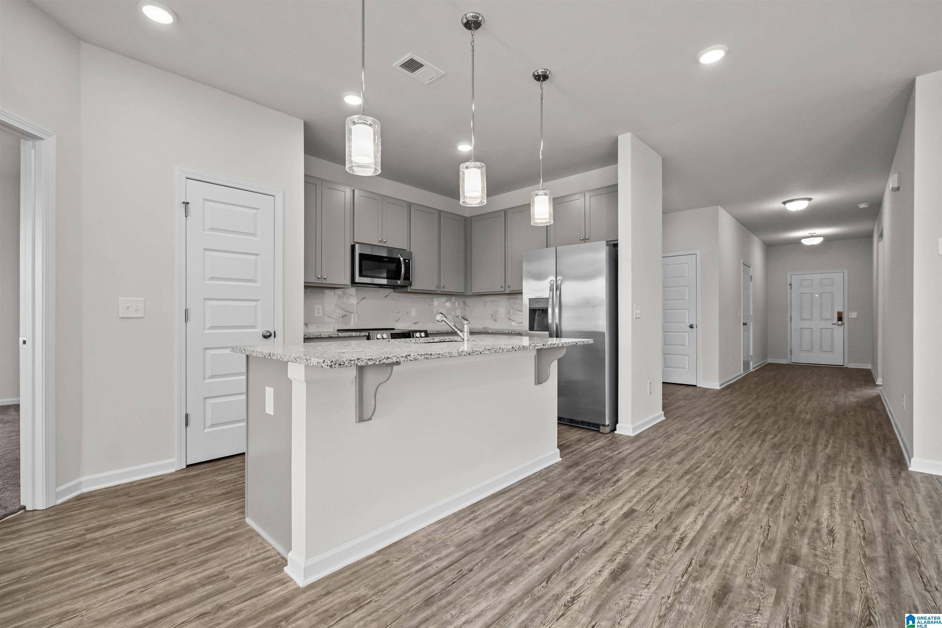 Columbiana, AL 35051,633 PINE VALLEY TRAIL