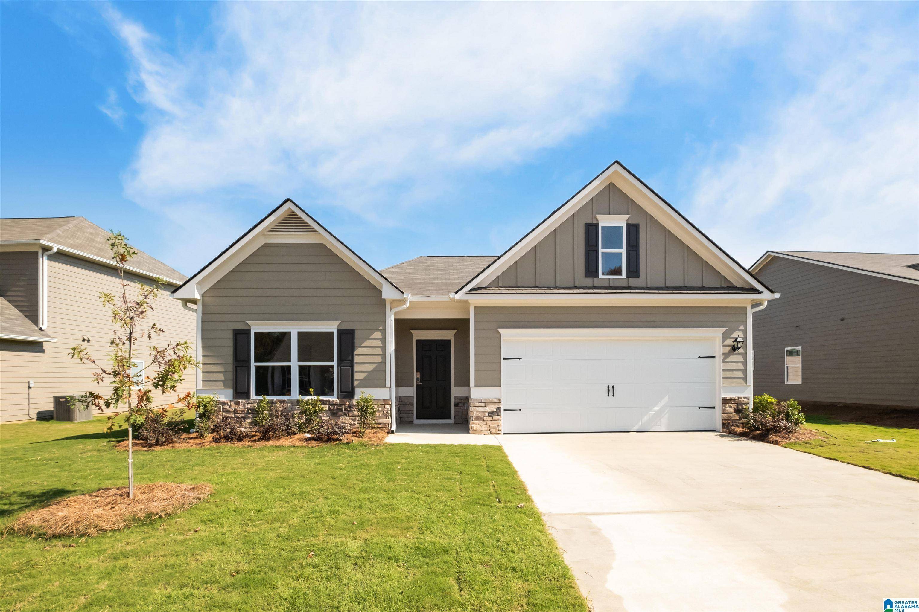 Columbiana, AL 35051,633 PINE VALLEY TRAIL
