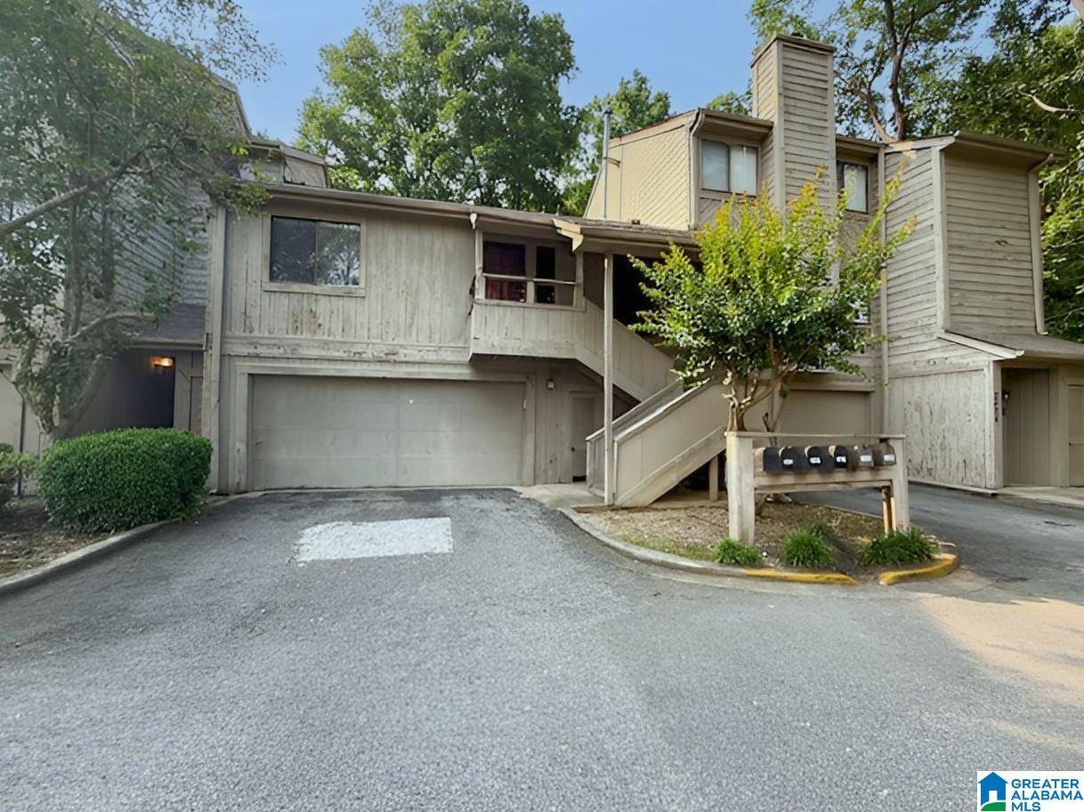 Birmingham, AL 35216,2424 MALLARD DRIVE #2424