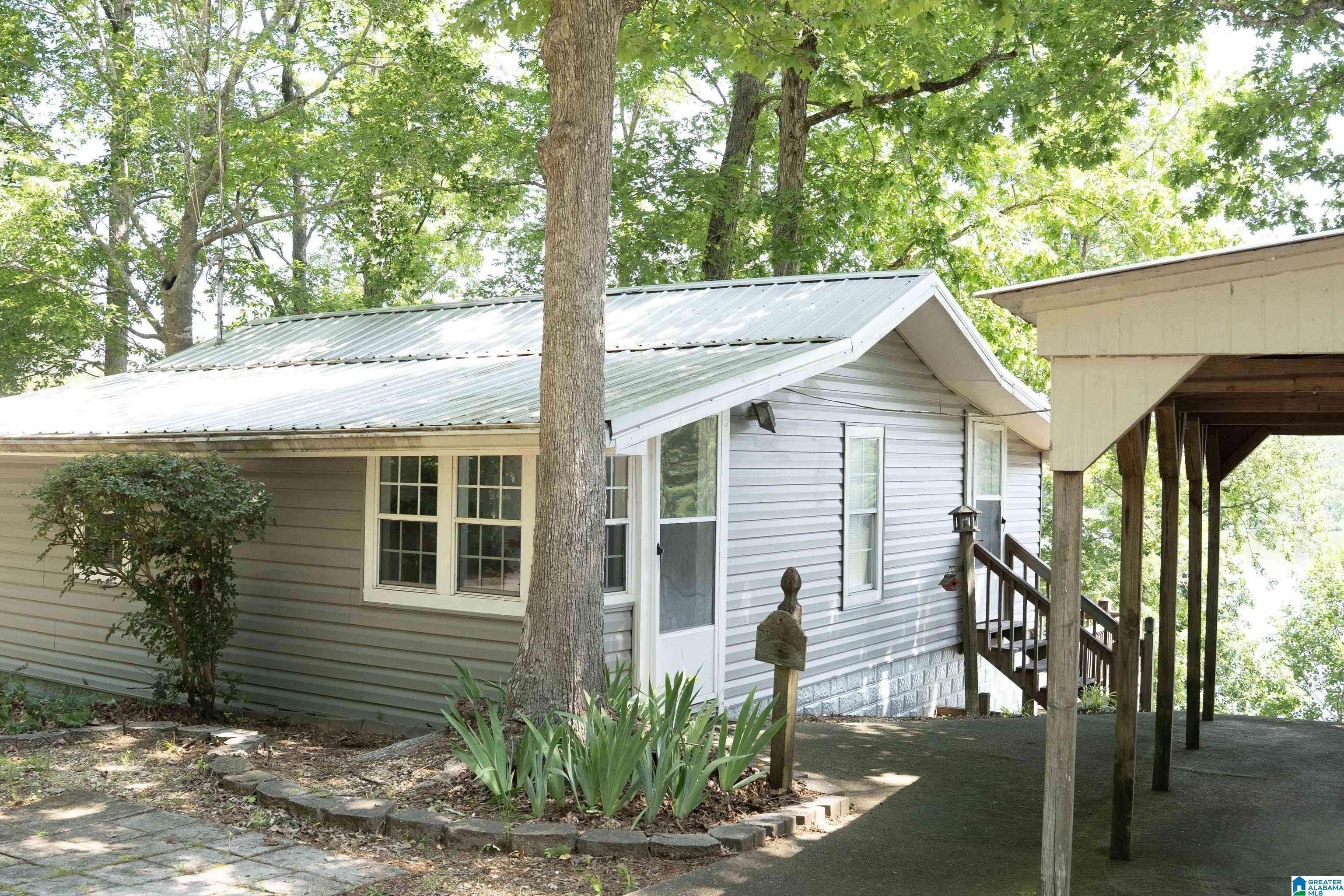Adger, AL 35006,231 SMITH CAMP LANE
