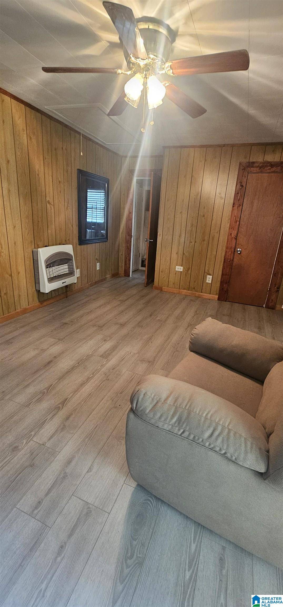 Anniston, AL 36207,1809 GOLDEN SPRINGS ROAD