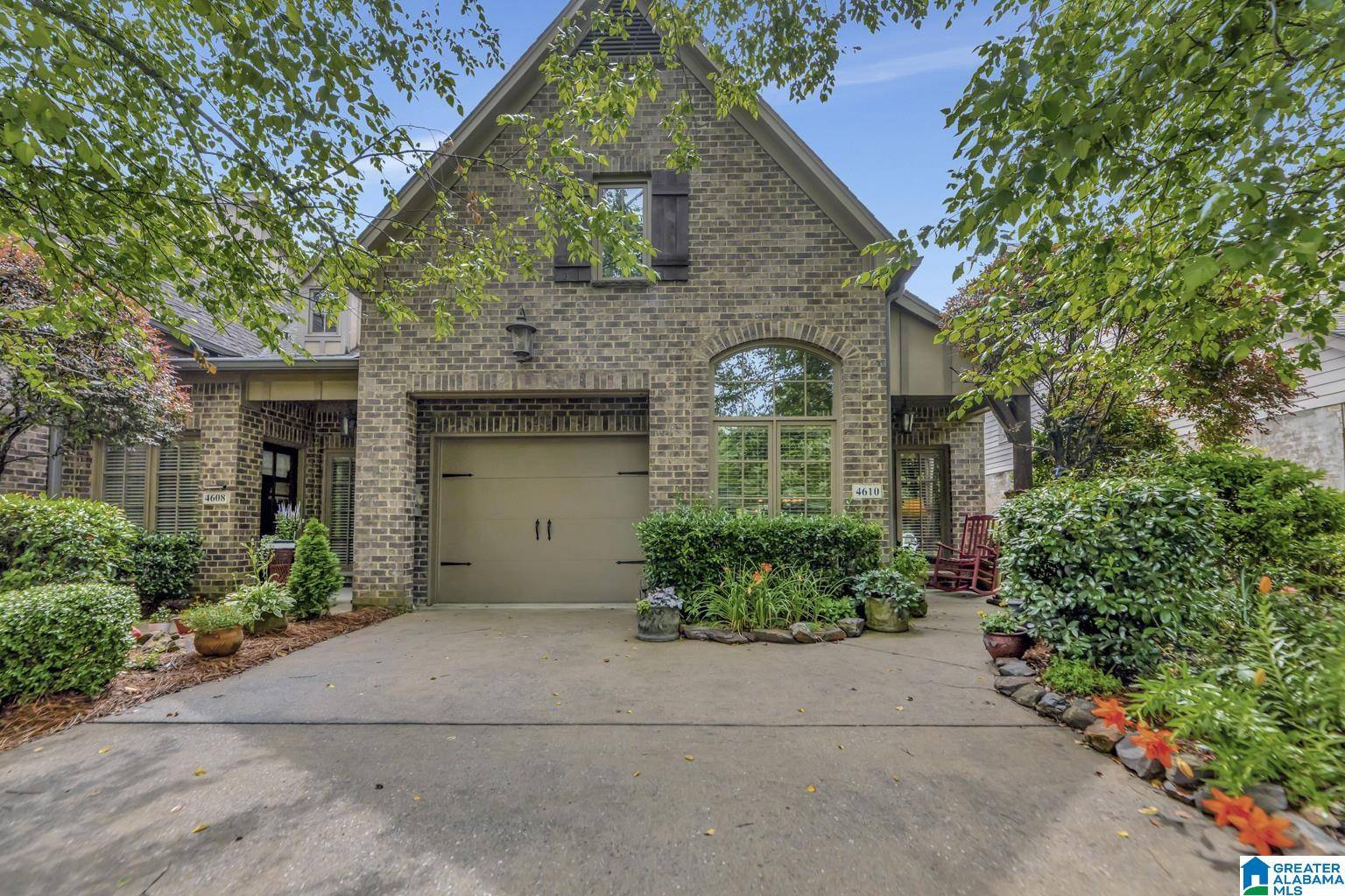 Birmingham, AL 35242,4610 COTSWOLD LANE
