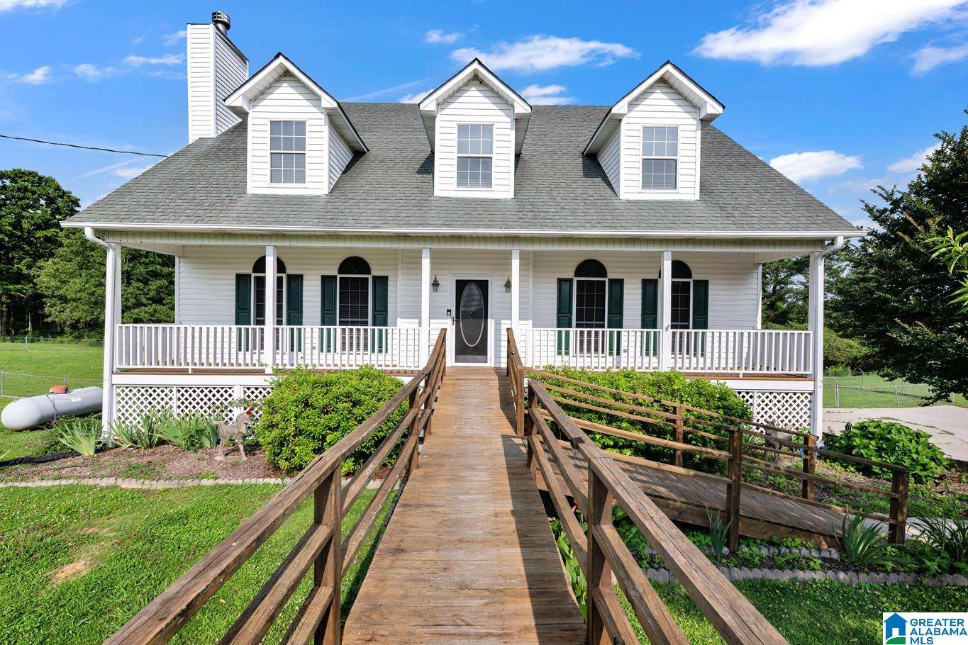 Locust Fork, AL 35097,200 SHADY POINT ROAD