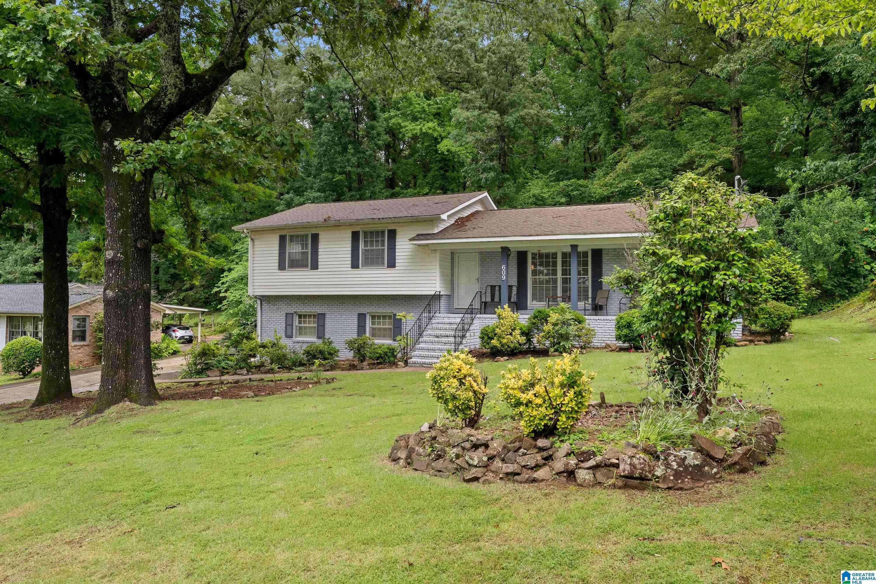 Birmingham, AL 35206,609 YELLOWSTONE DRIVE