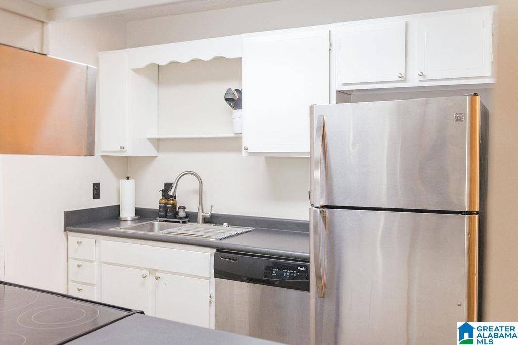 Homewood, AL 35216,1303 WOODLAND VILLAGE #1303