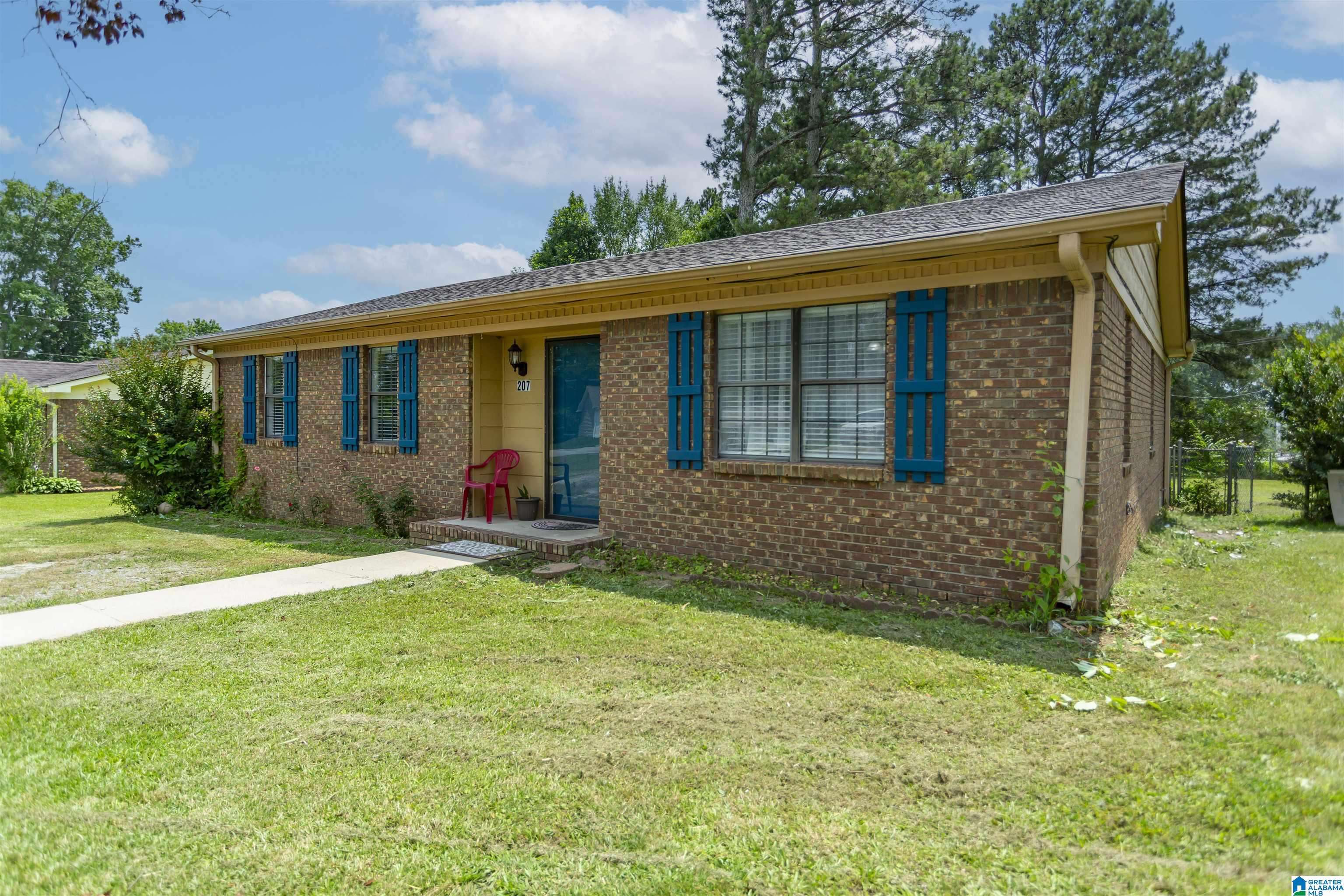 Oneonta, AL 35121,207 ELLEN STREET