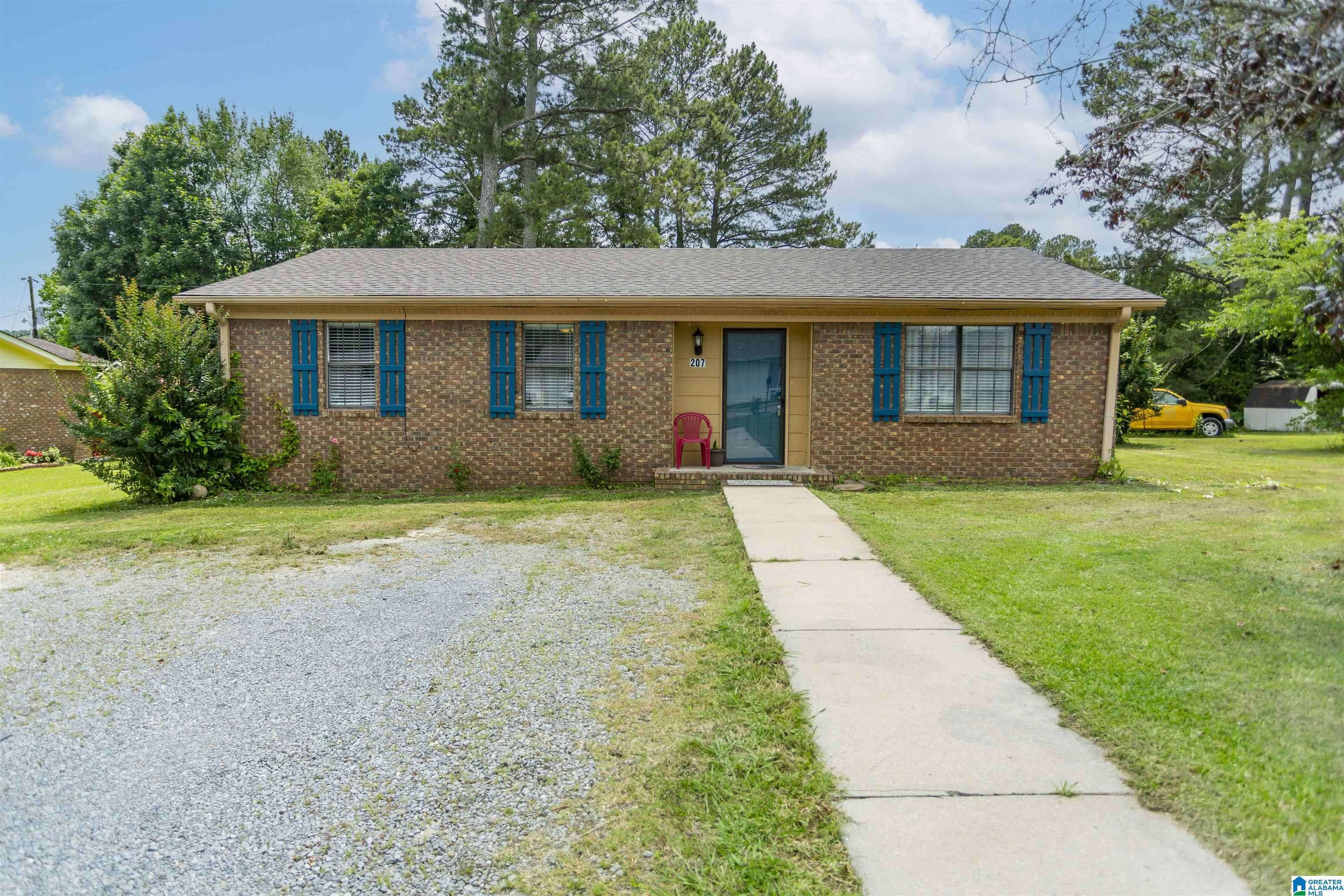 Oneonta, AL 35121,207 ELLEN STREET