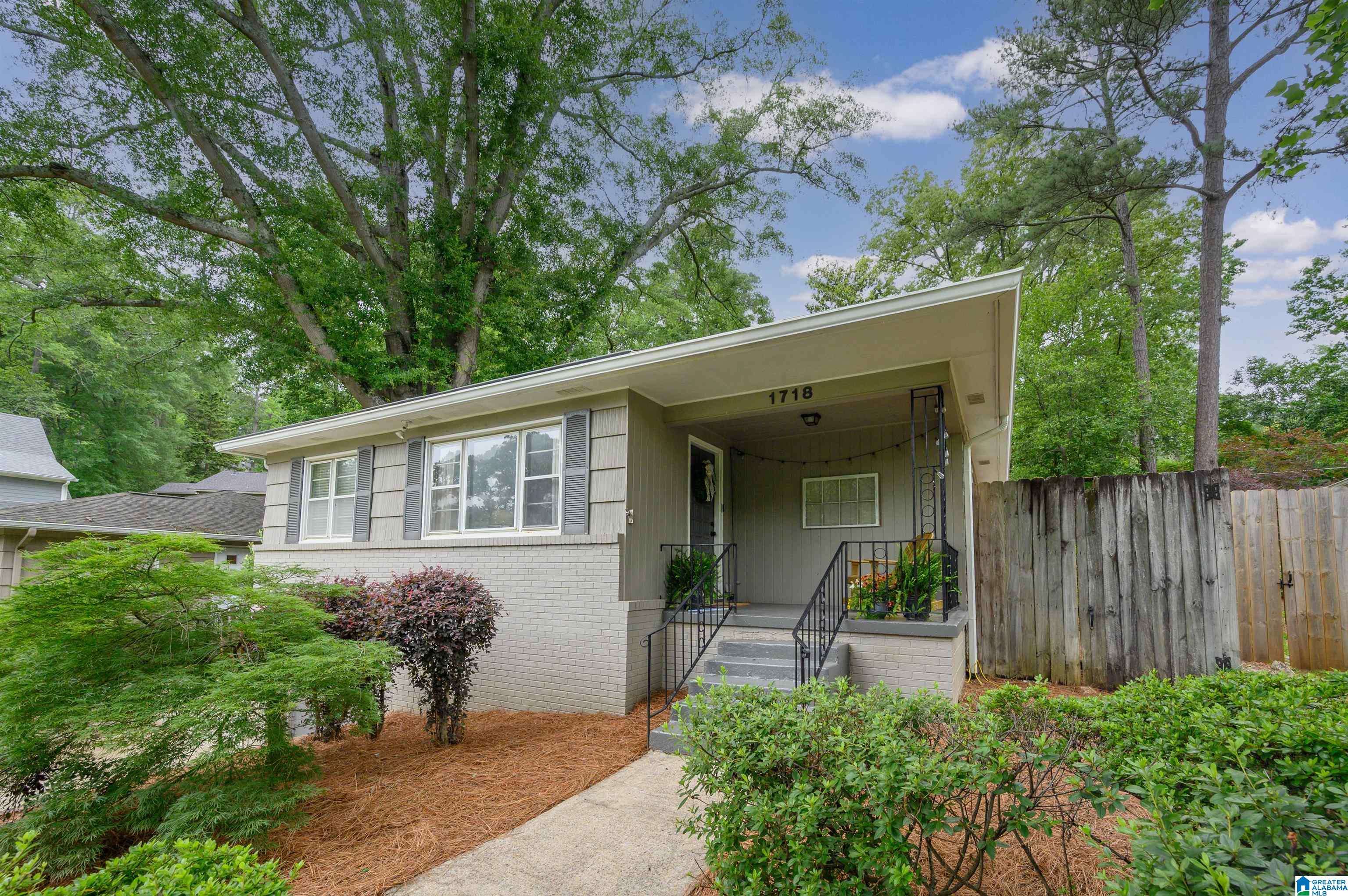 Homewood, AL 35209,1718 WINDSOR BOULEVARD