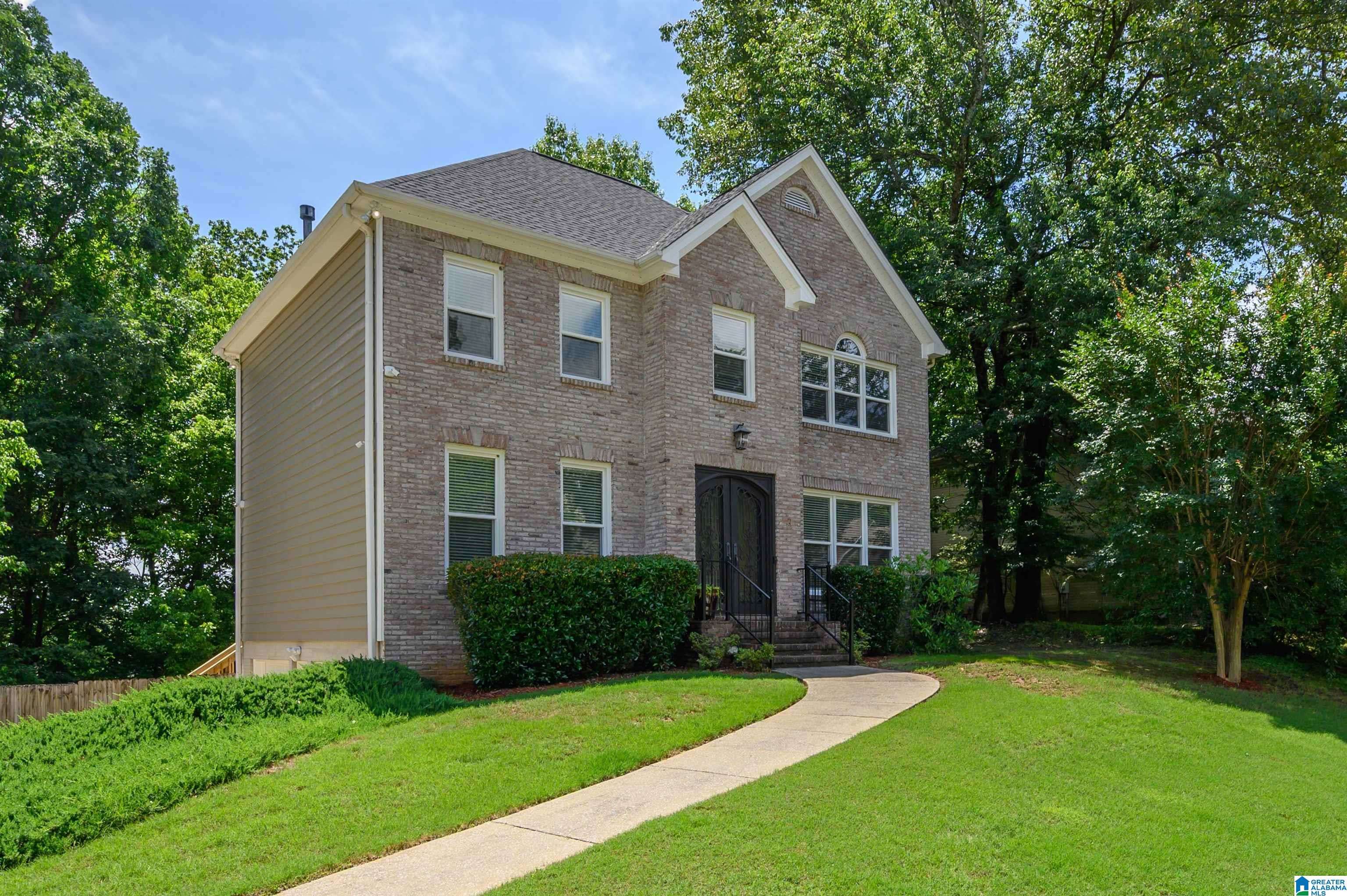Hoover, AL 35244,822 BOULDER RIDGE CIRCLE