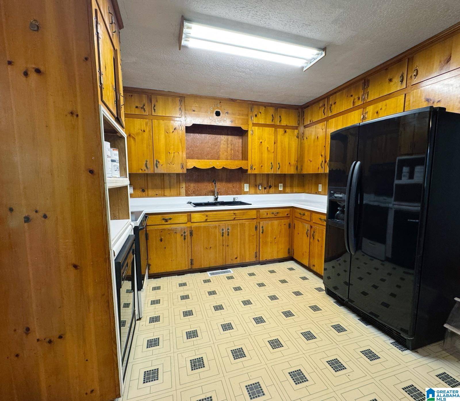 Weaver, AL 36277,1315 GLORIA LANE