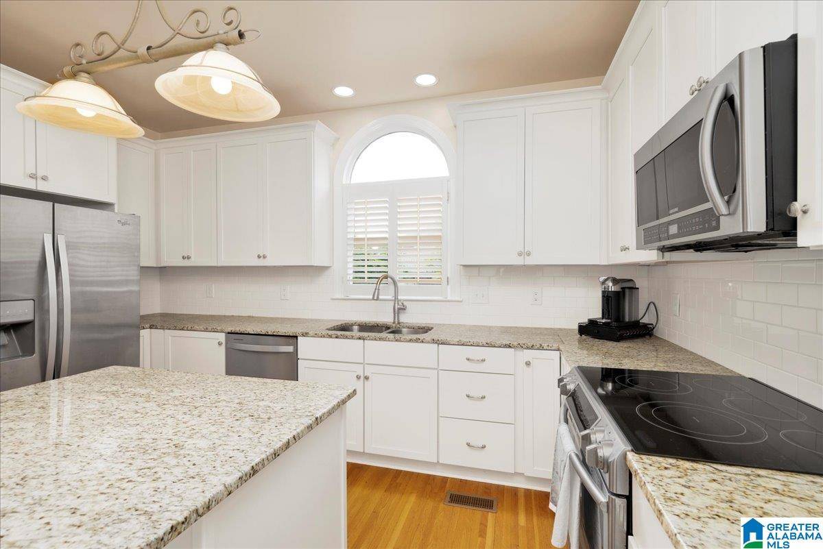 Birmingham, AL 35242,1222 EAGLE PARK ROAD