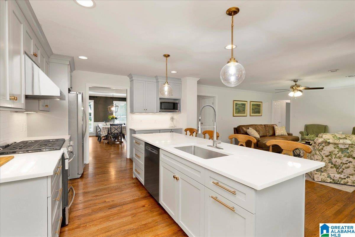 Birmingham, AL 35242,3132 BROOKHILL DRIVE