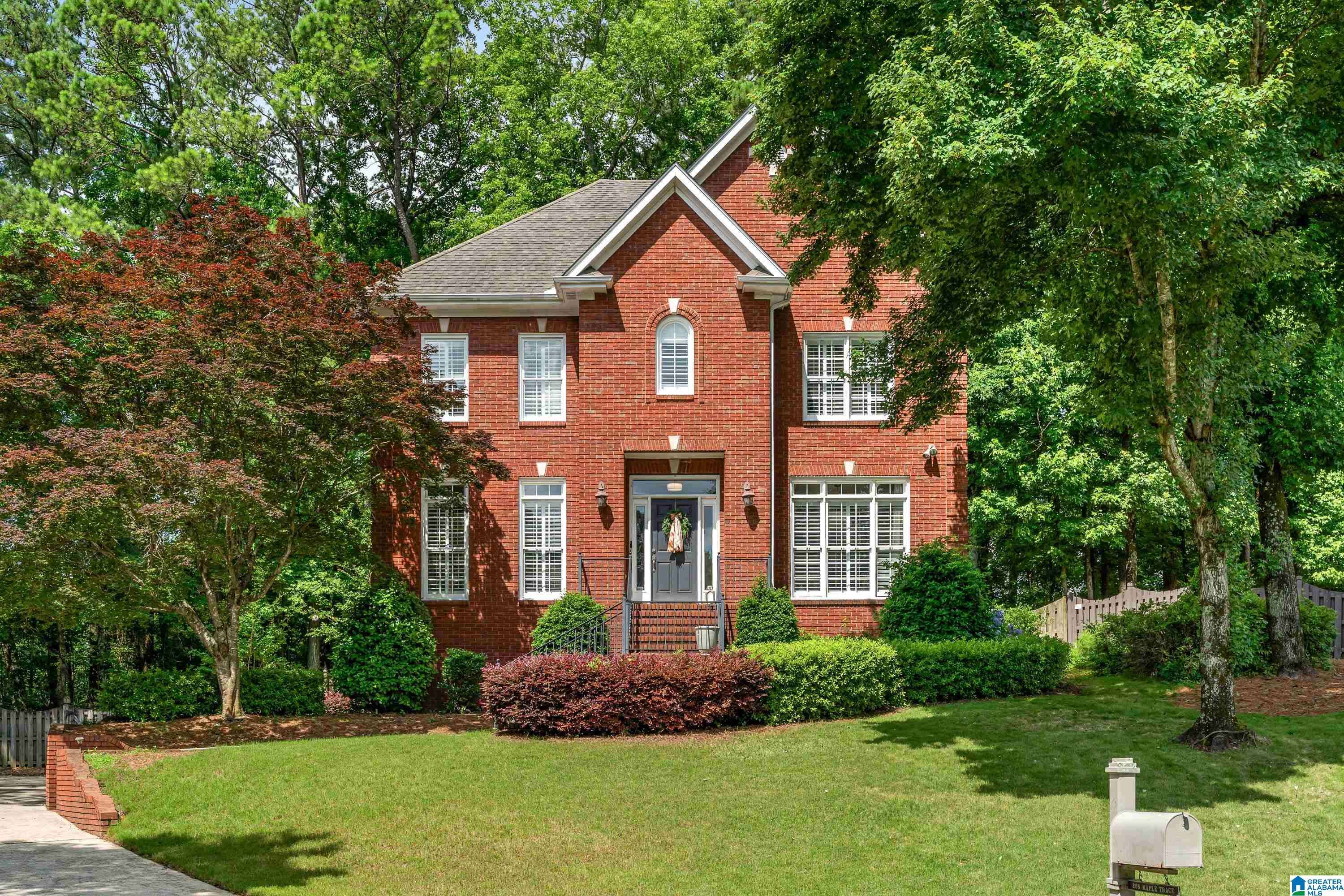 Hoover, AL 35244,208 MAPLE TRACE