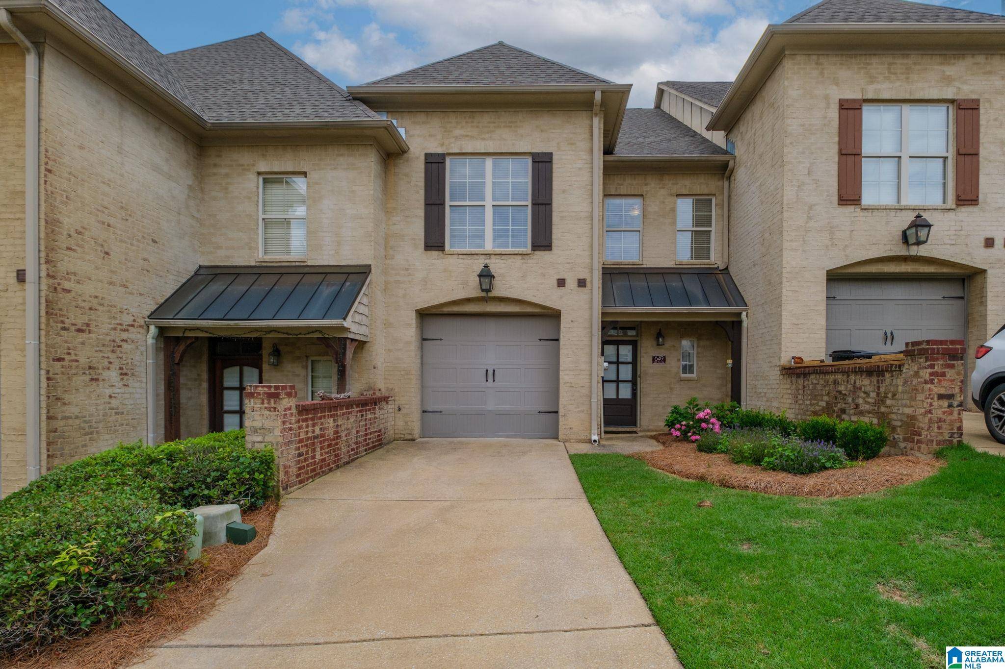 Hoover, AL 35226,649 WHITE STONE WAY
