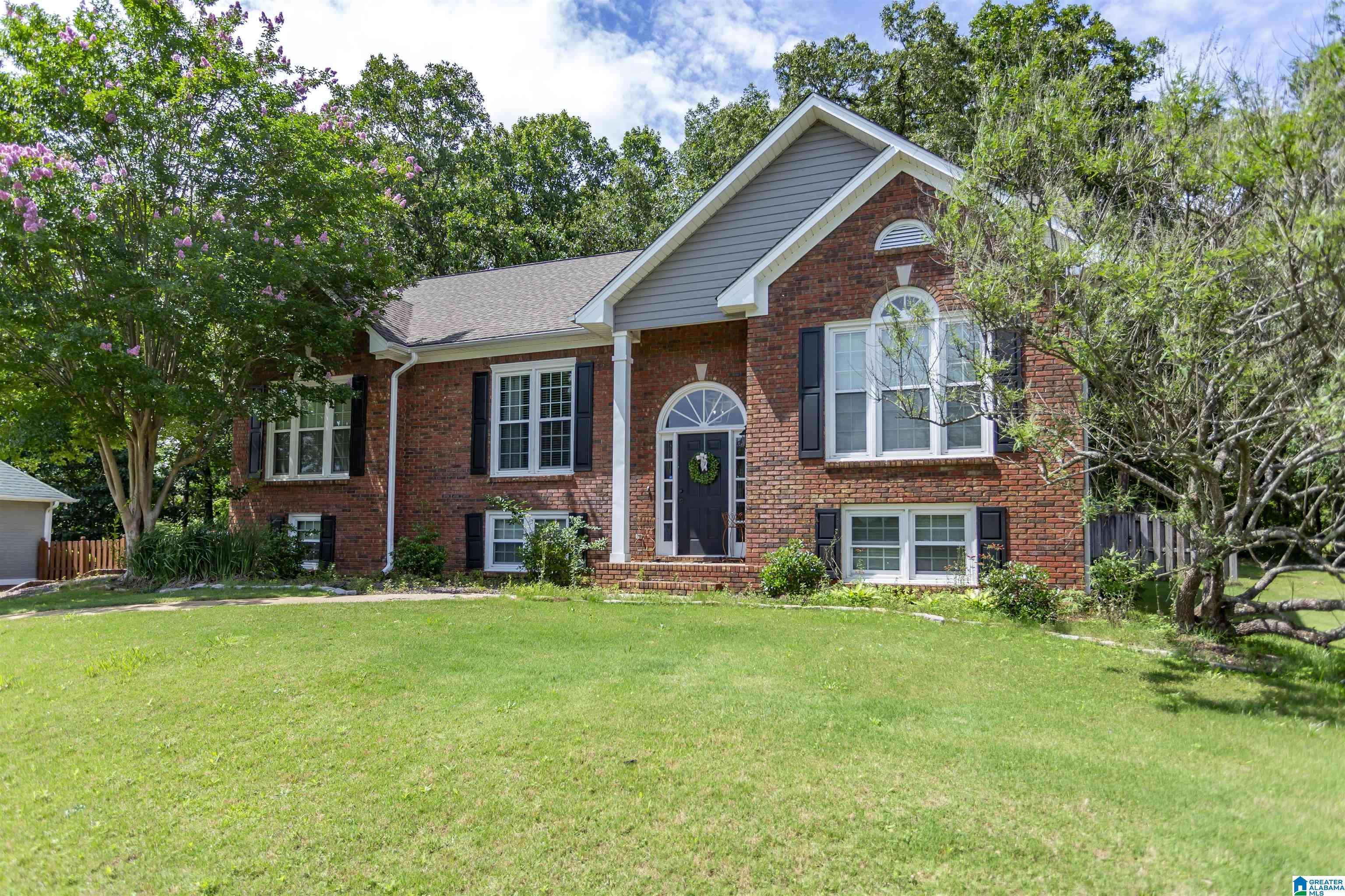 Alabaster, AL 35007,192 KENTWOOD DRIVE