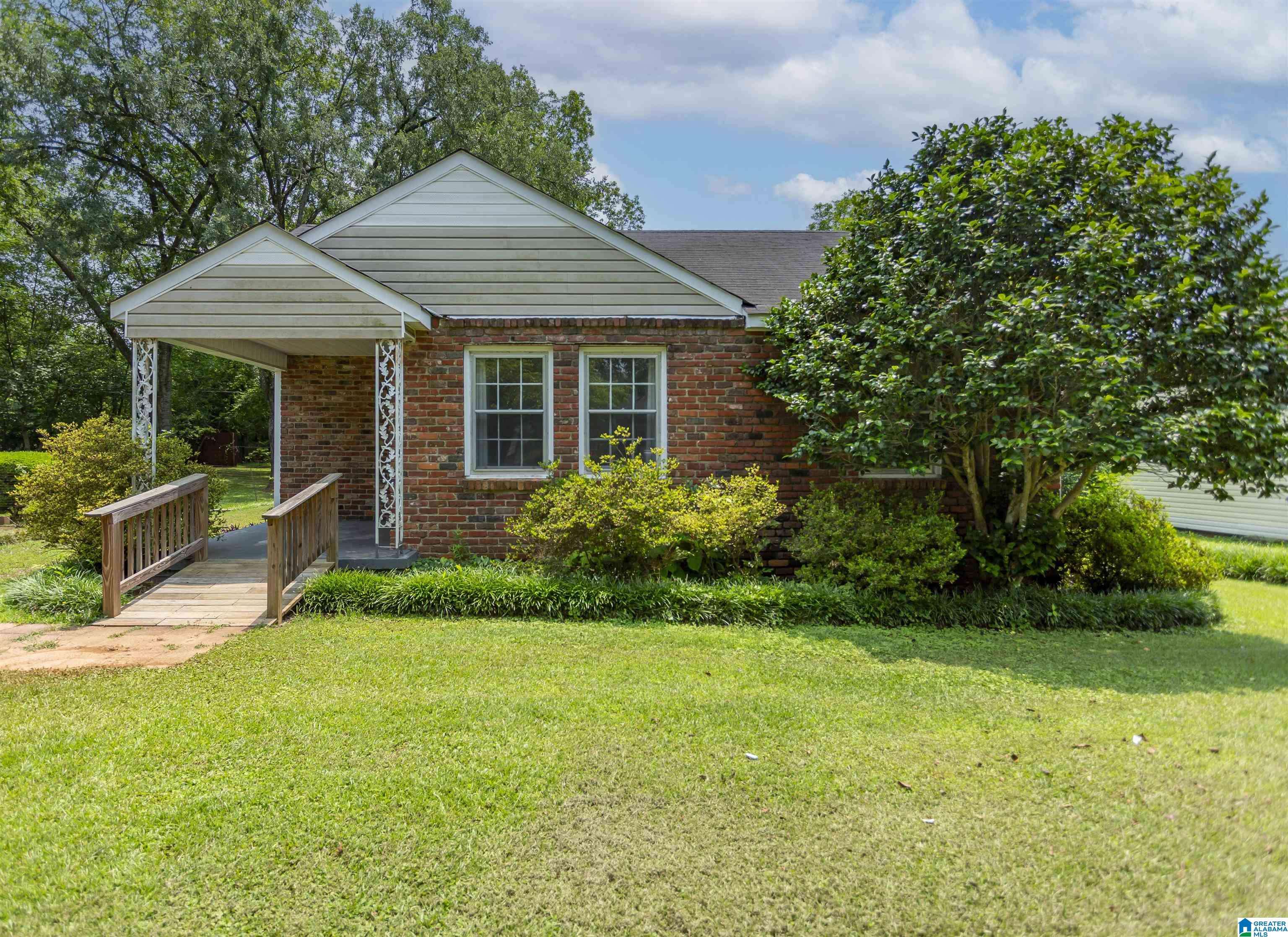 Talladega, AL 35160,115 ELIZABETH AVENUE