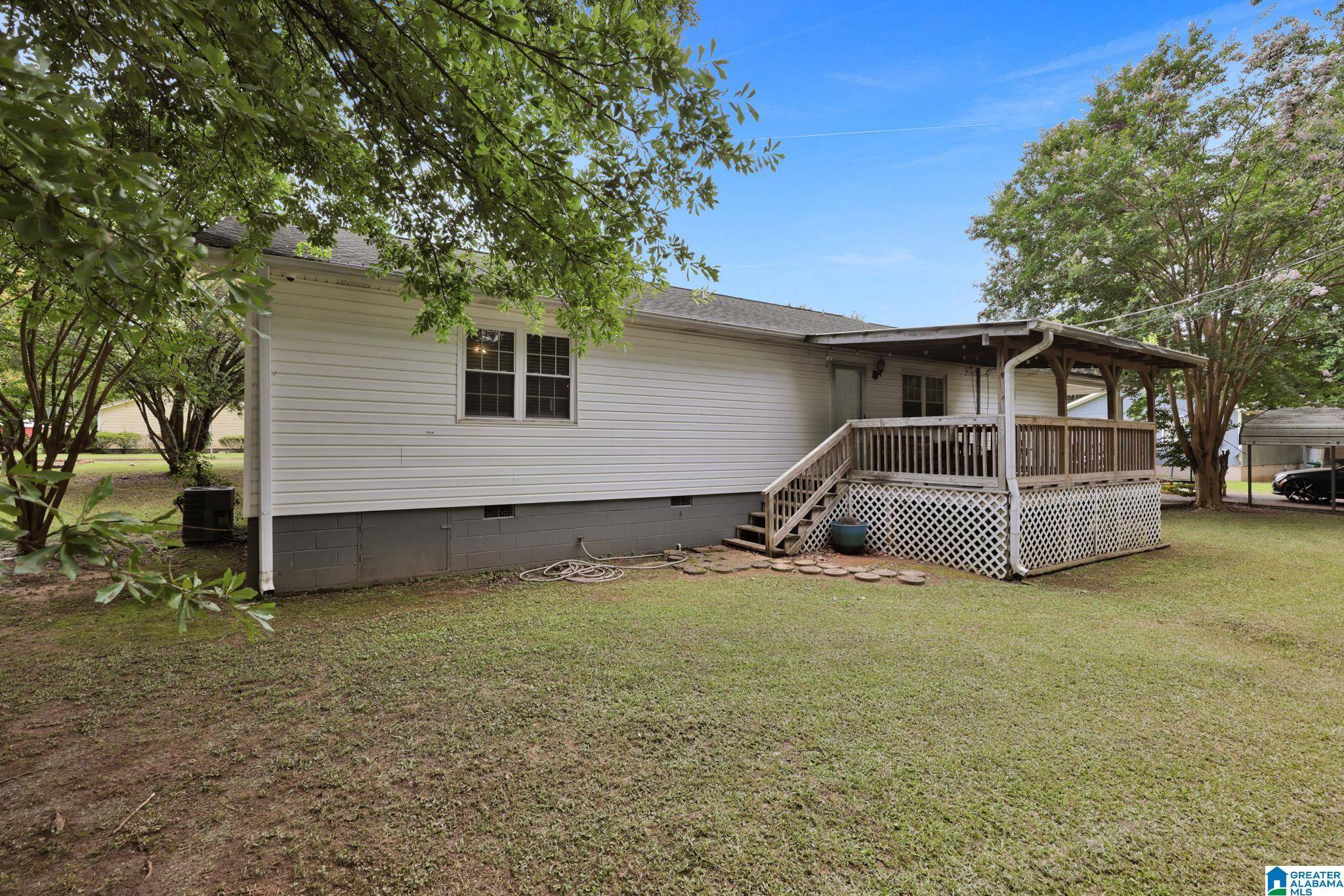 Sylacauga, AL 35150,1004 W 6TH PLACE