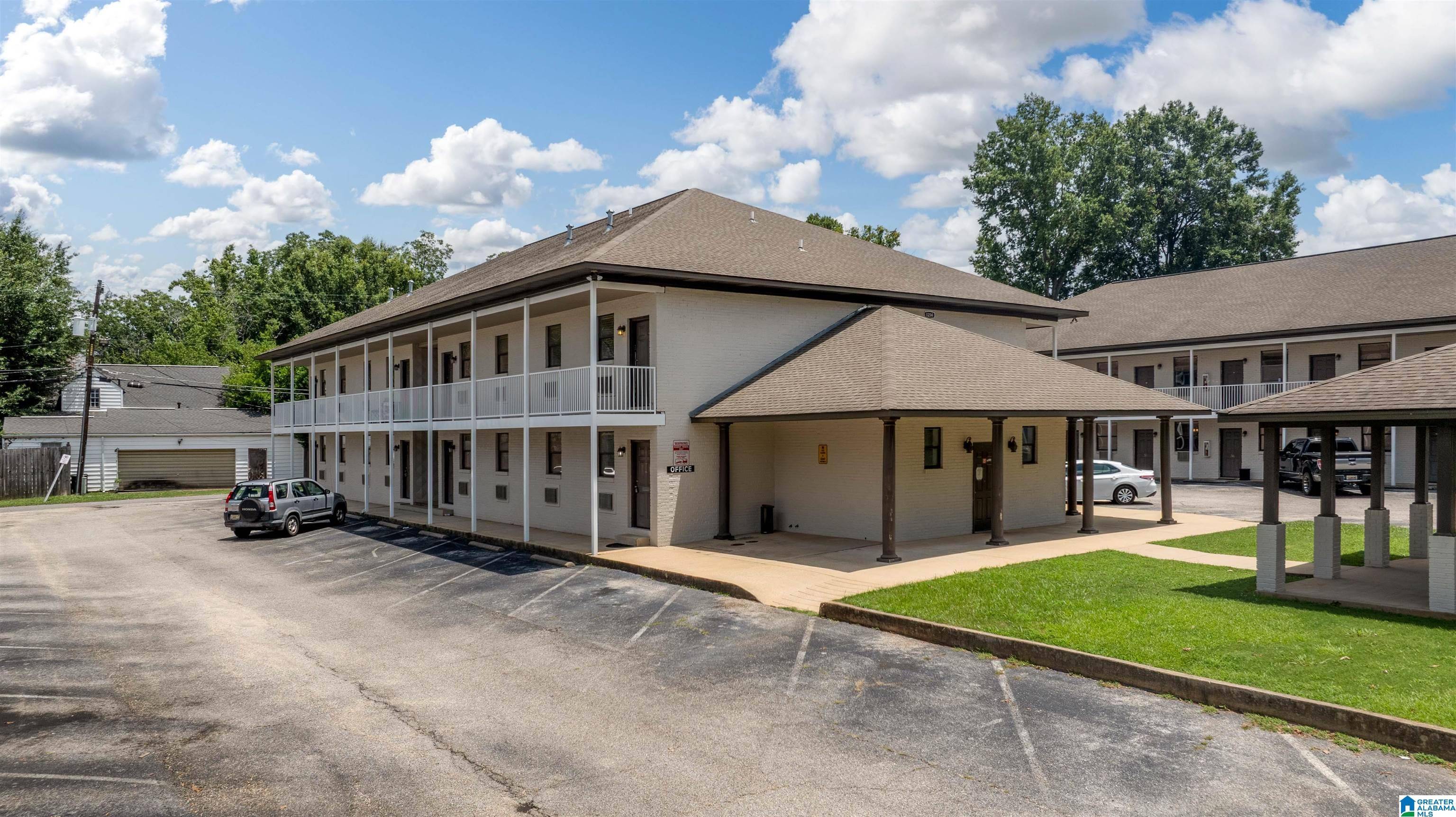 Tuscaloosa, AL 35401,1212 12TH STREET #12